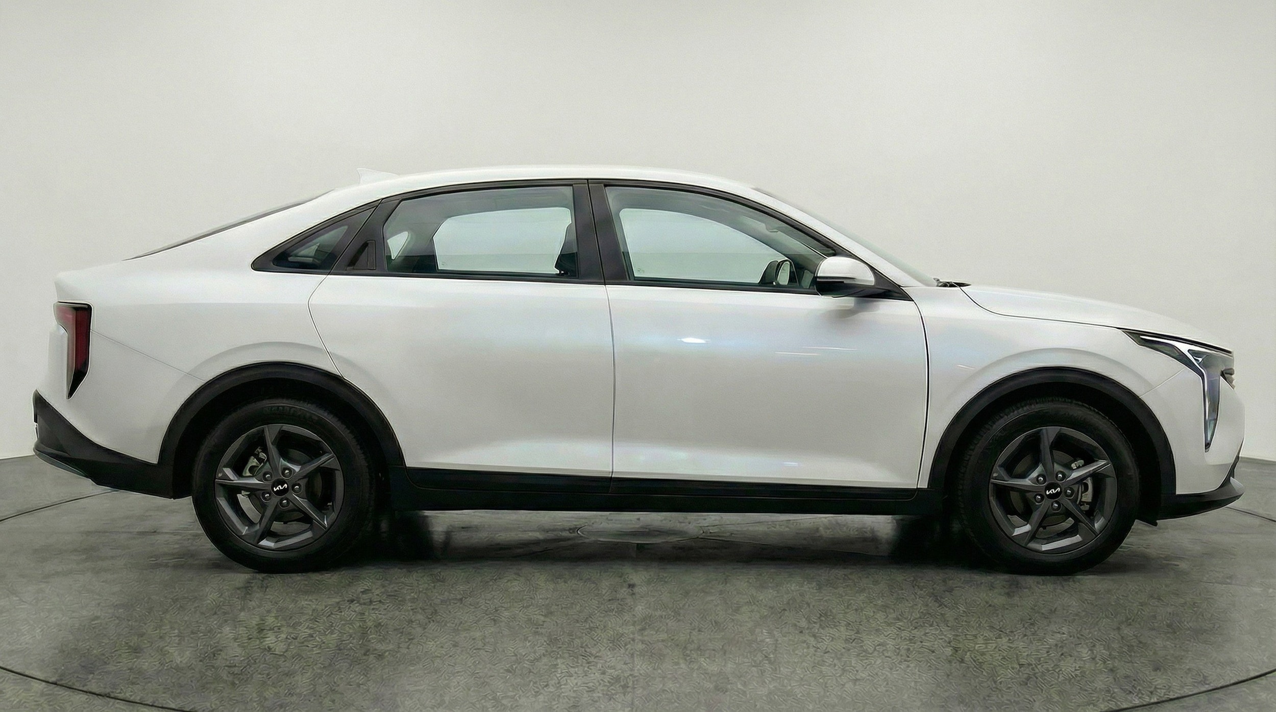 Thumbnail: 2025 Kia K4 - 11