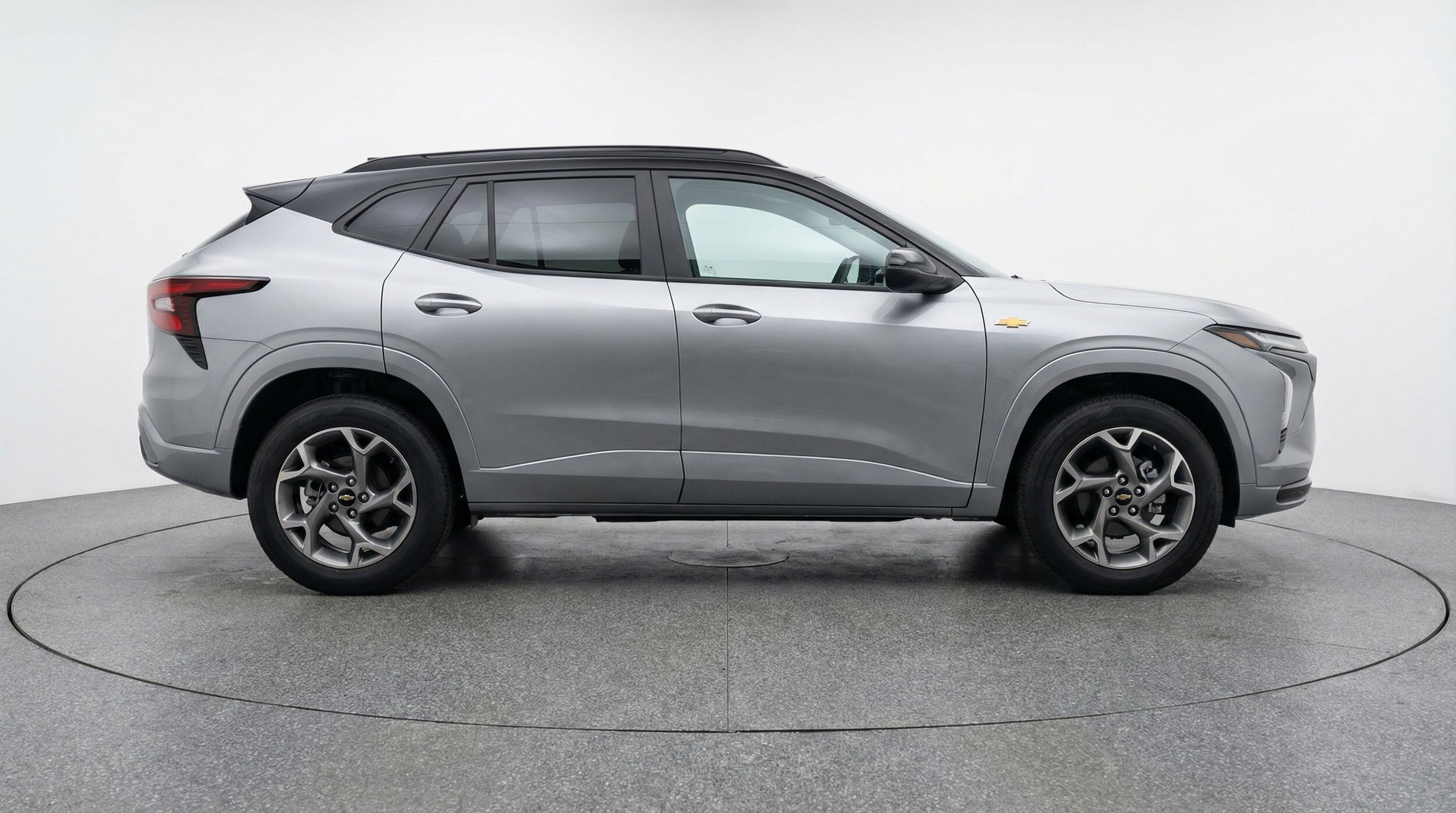 Thumbnail: 2025 Chevrolet Trax - 8