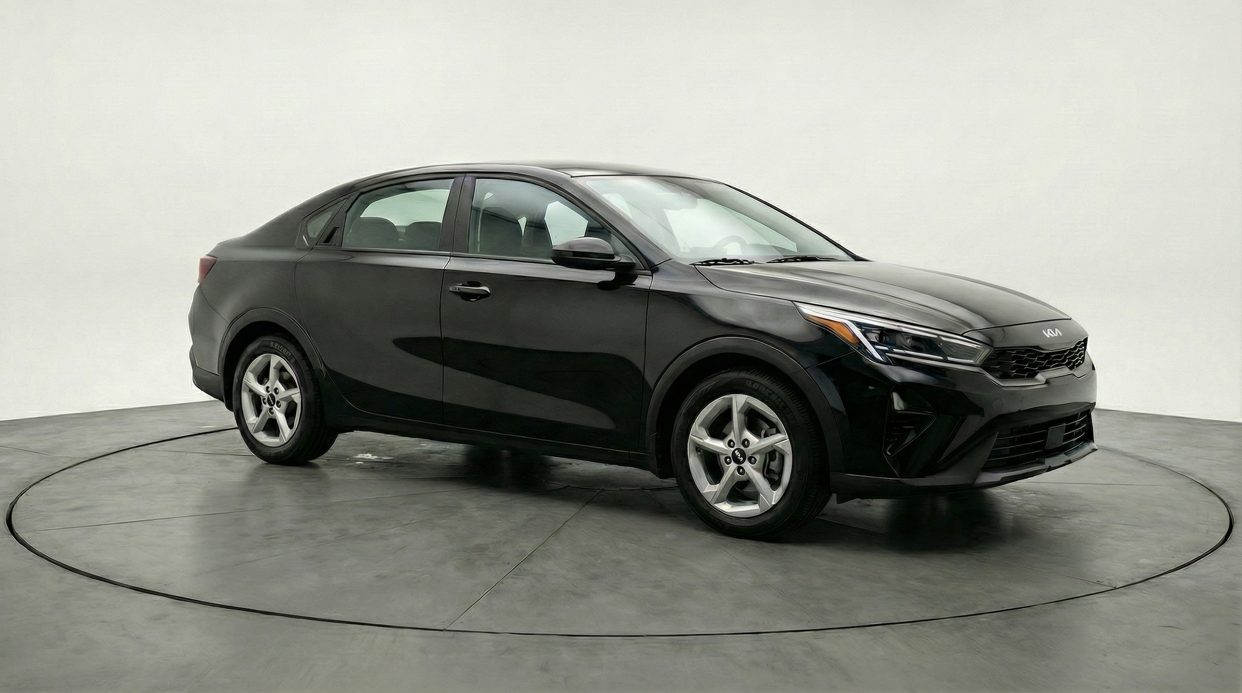 Thumbnail: 2025 Kia K4 - 1