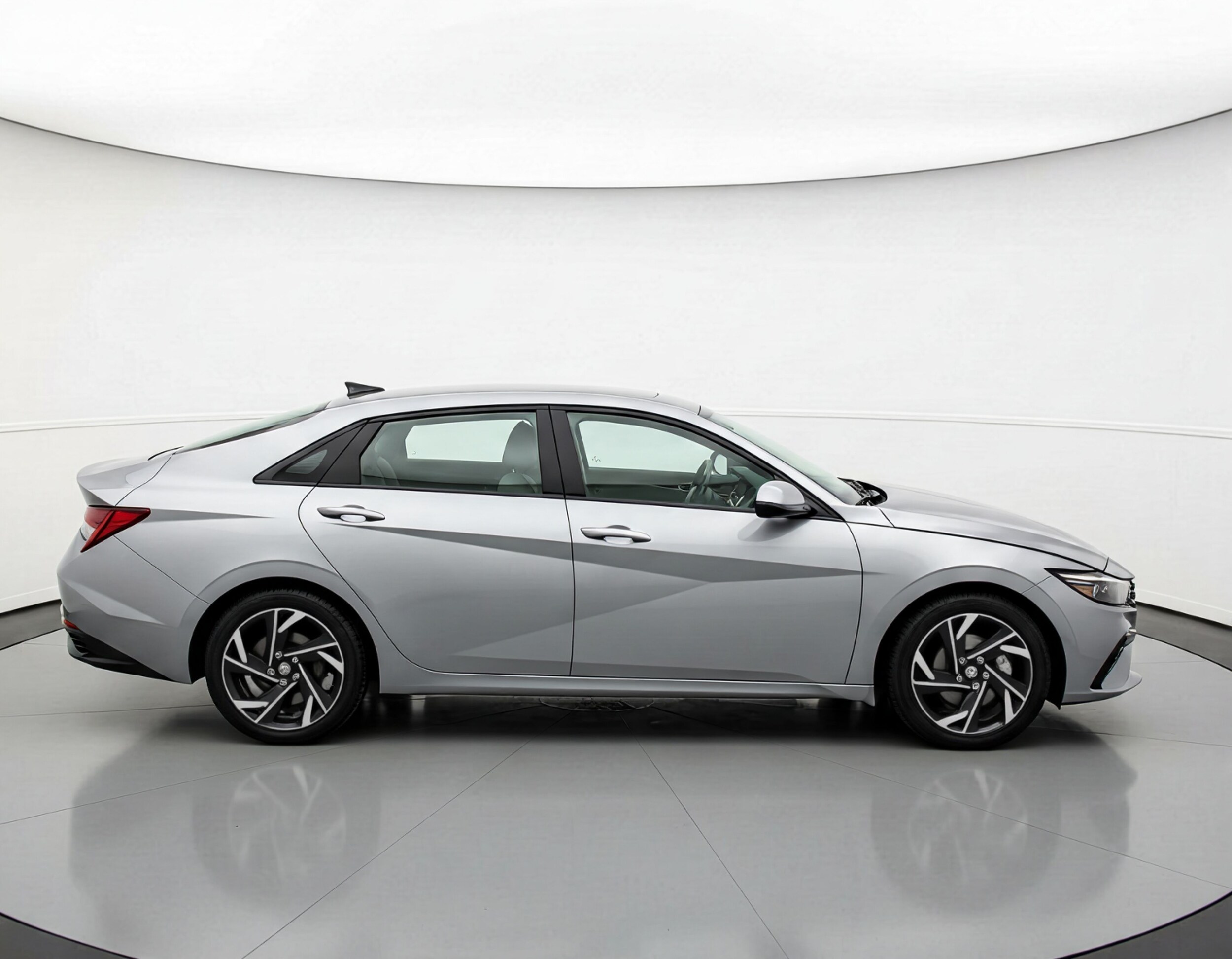 Thumbnail: 2025 Hyundai Elantra - 8