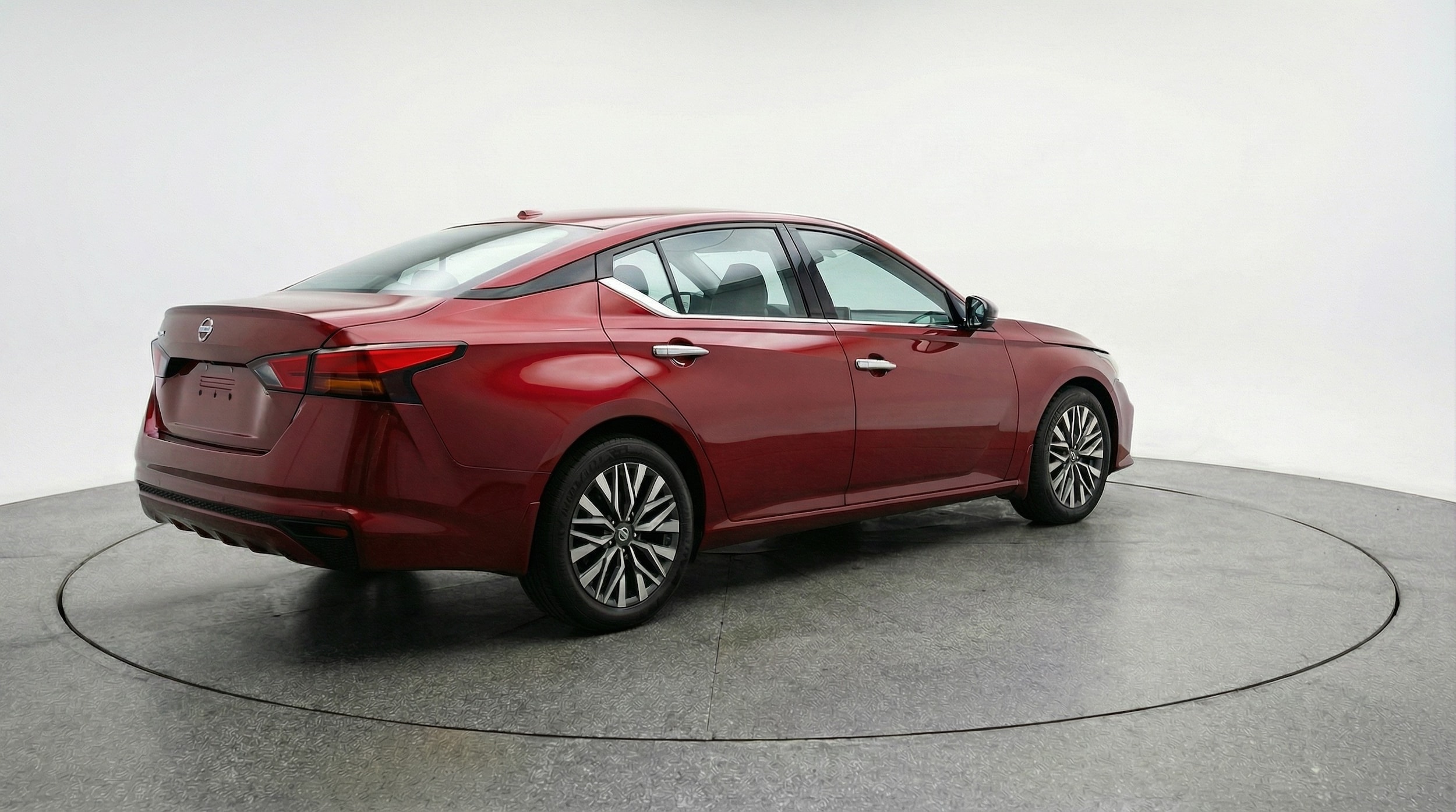 Thumbnail: 2025 Nissan Altima - 7