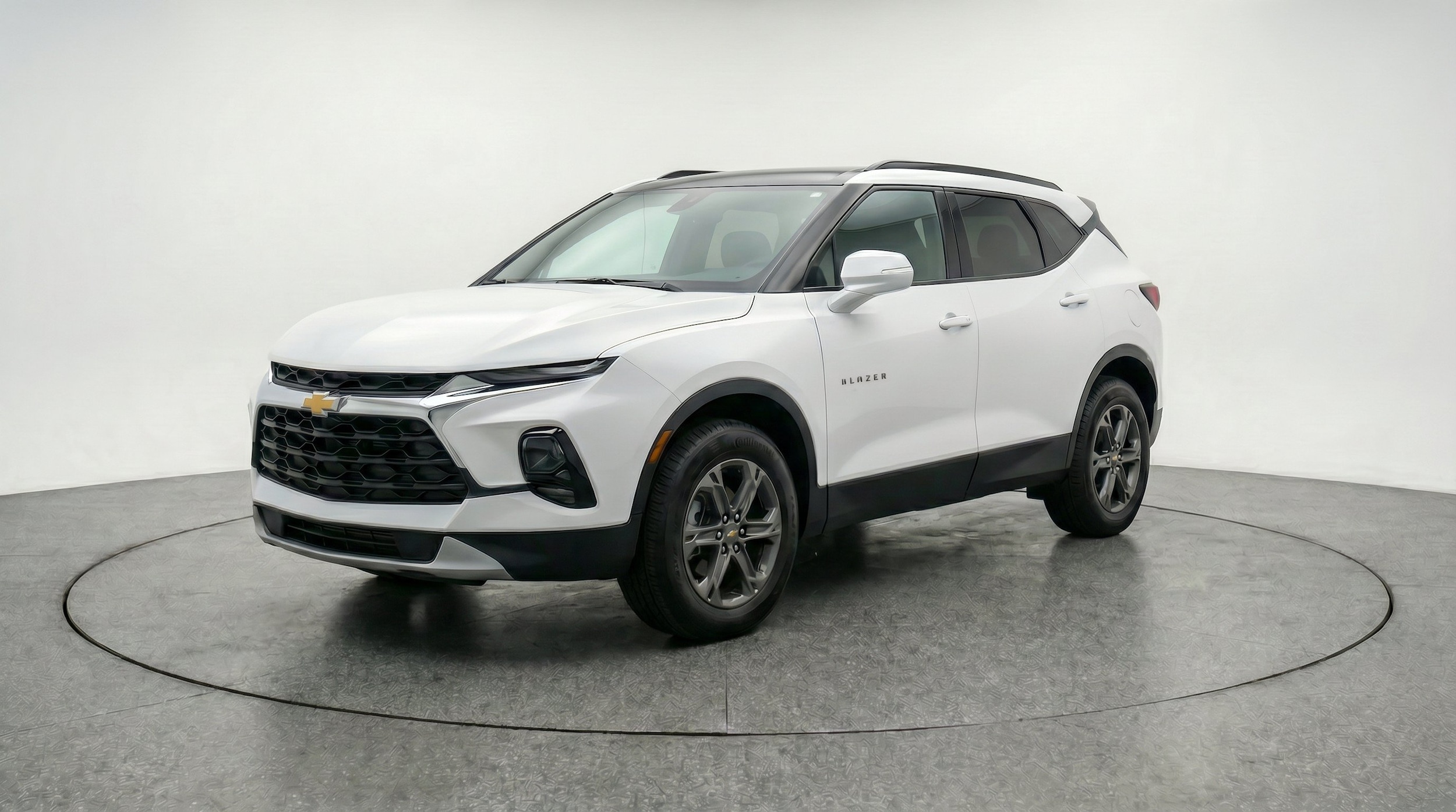 Thumbnail: 2026 Chevrolet Blazer - 3