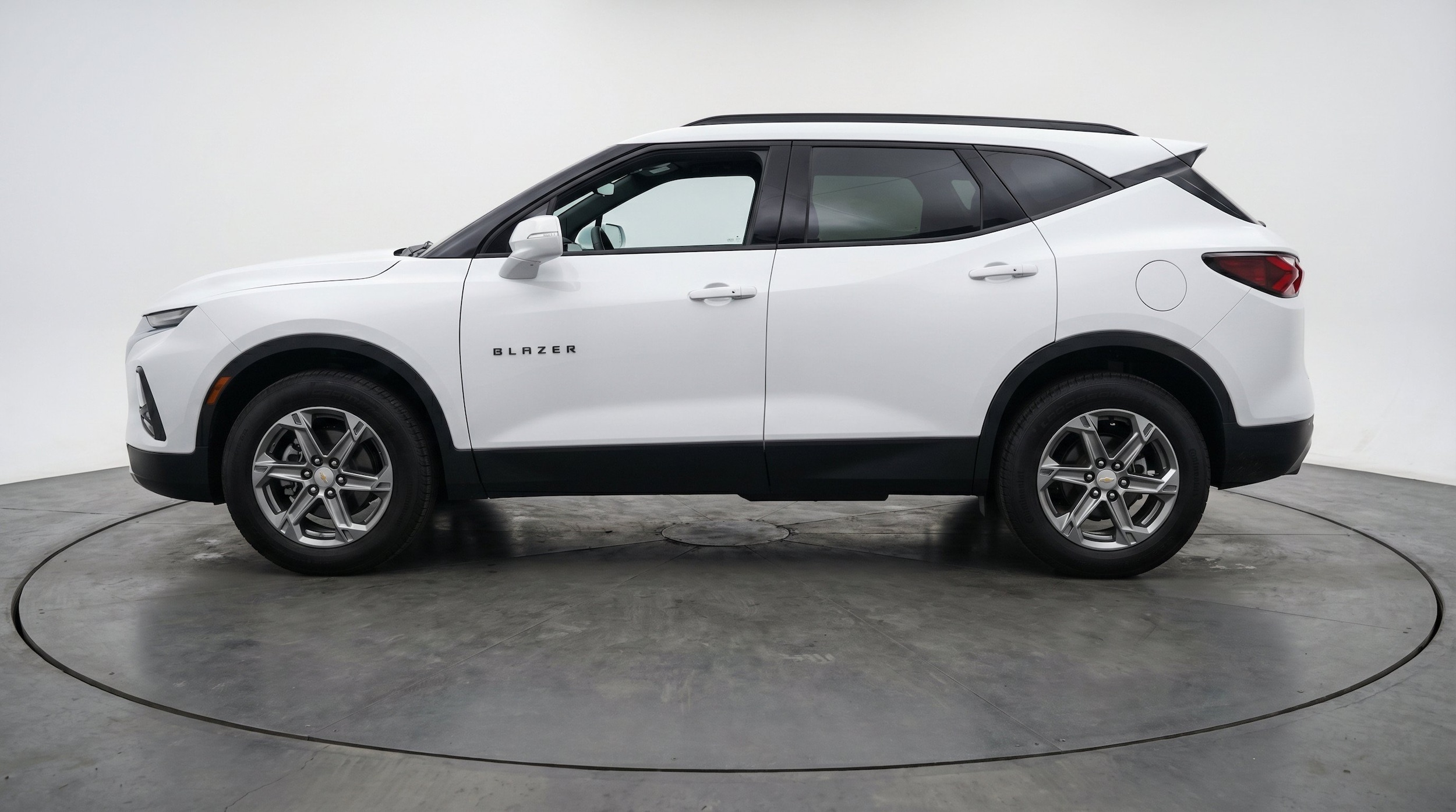 Thumbnail: 2026 Chevrolet Blazer - 5
