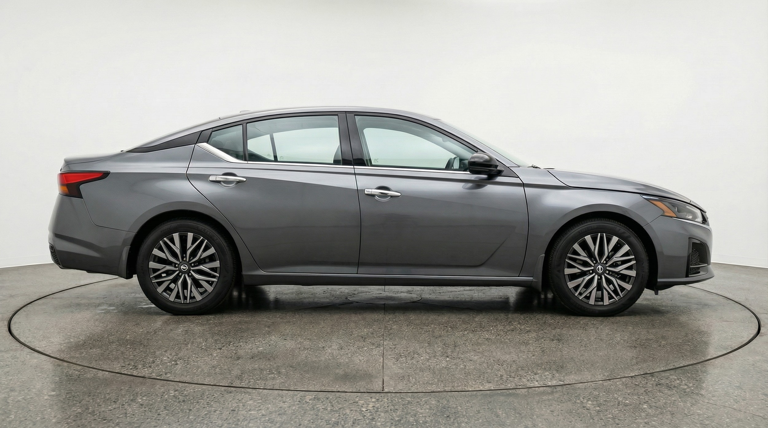 Thumbnail: 2025 Nissan Altima - 8