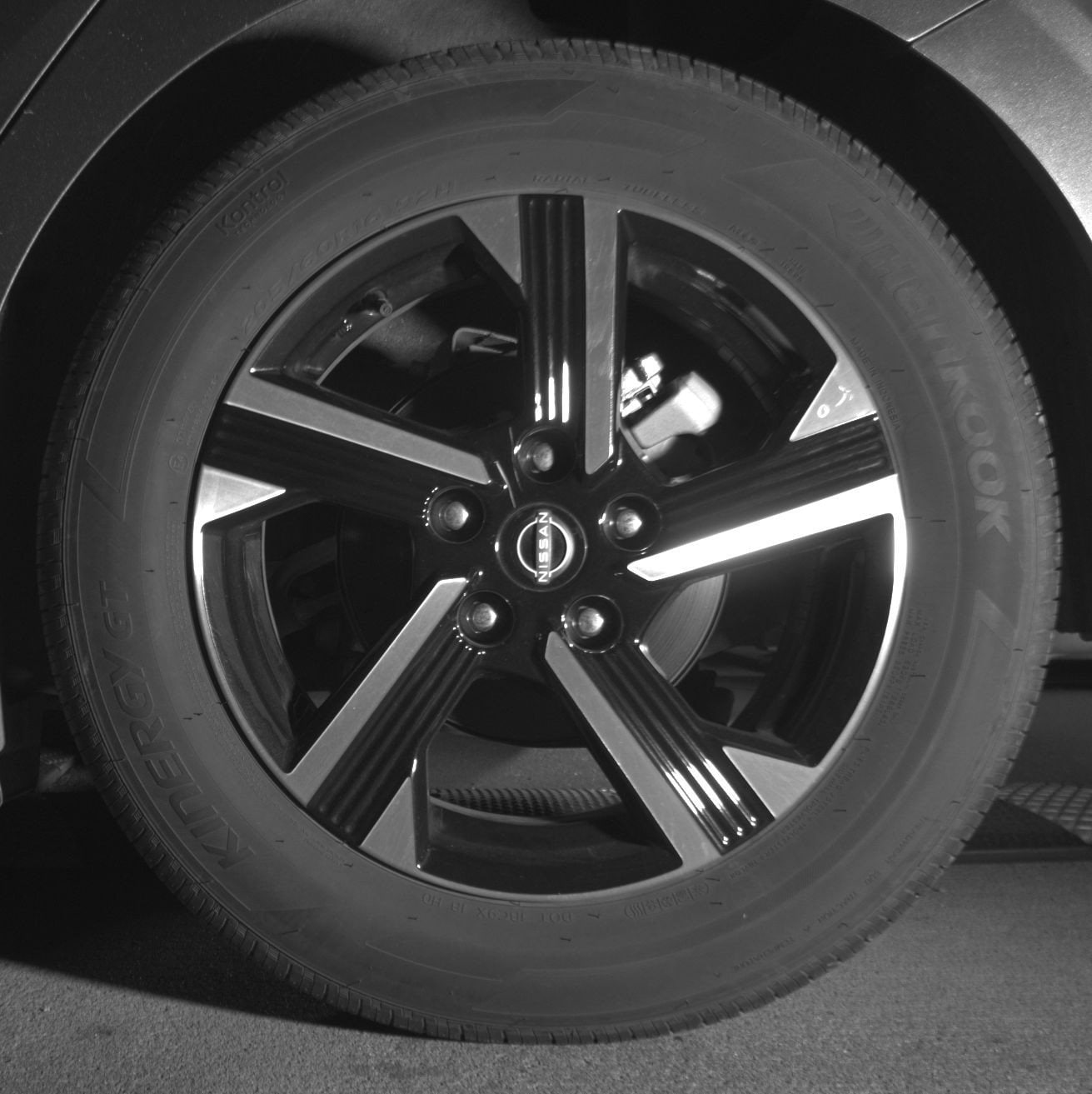 Thumbnail: 2025 Nissan Sentra - 14