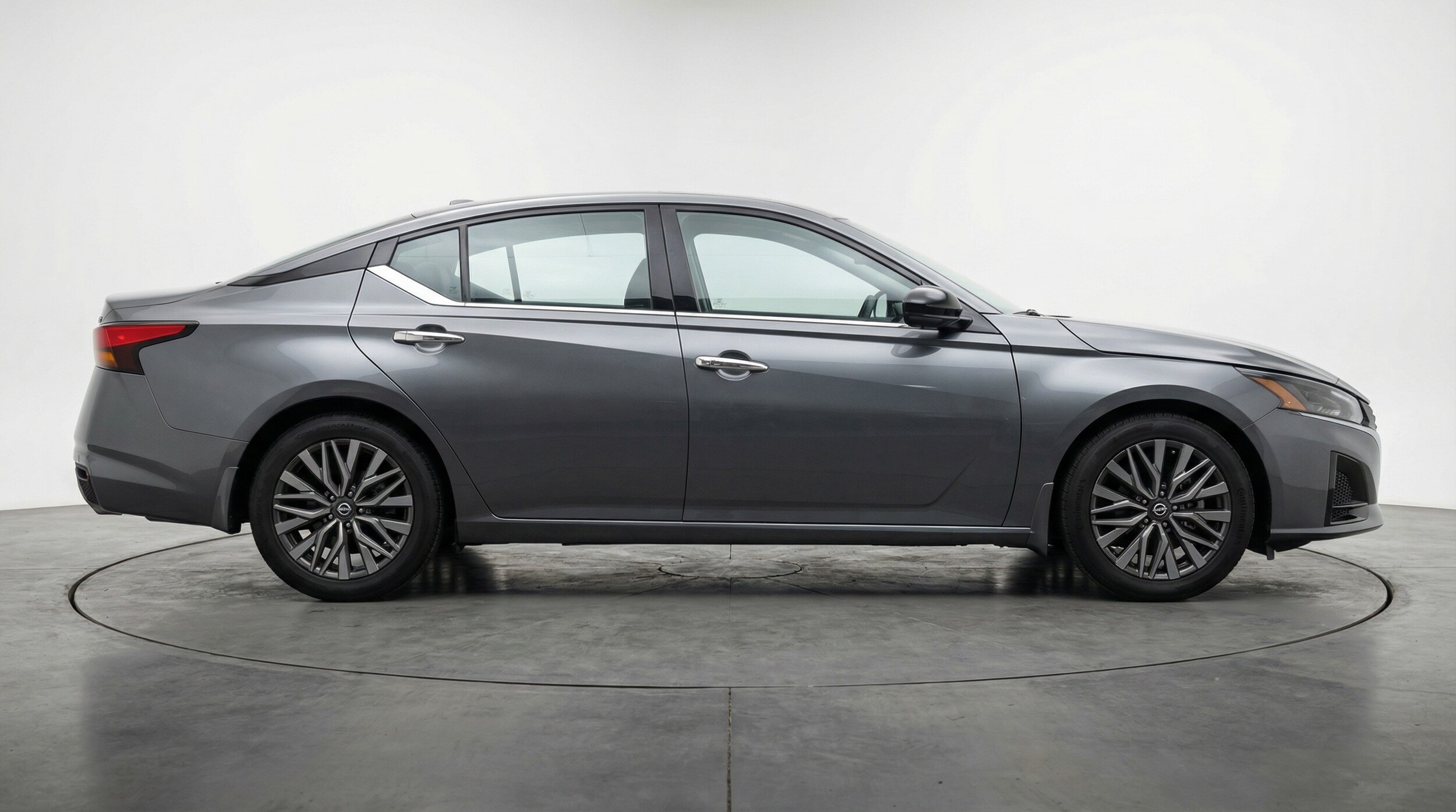 Thumbnail: 2025 Nissan Altima - 8