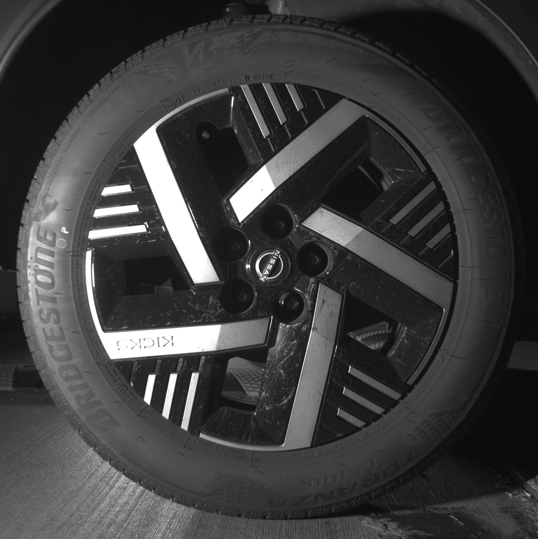 Thumbnail: 2025 Nissan Kicks - 12