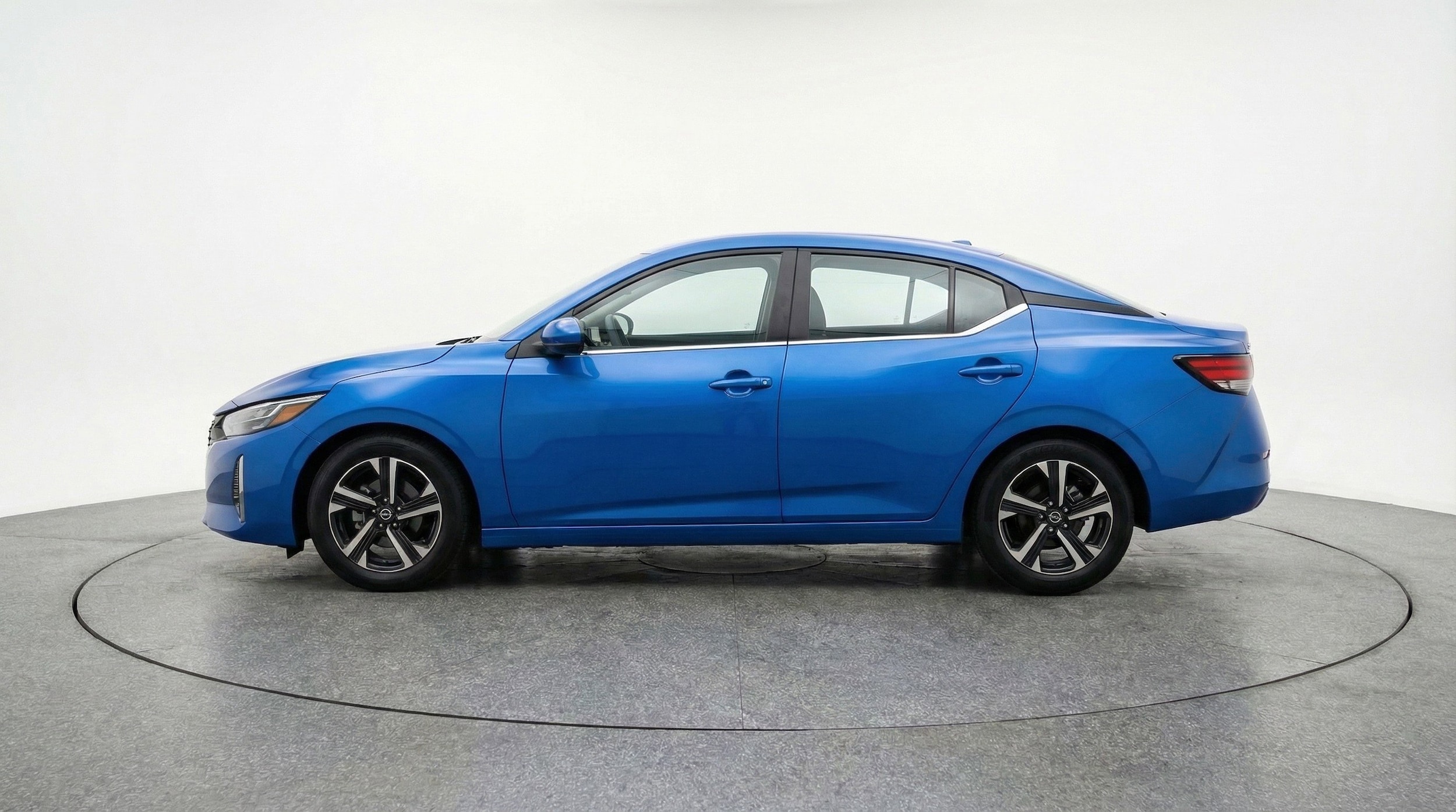 Thumbnail: 2025 Nissan Sentra - 5