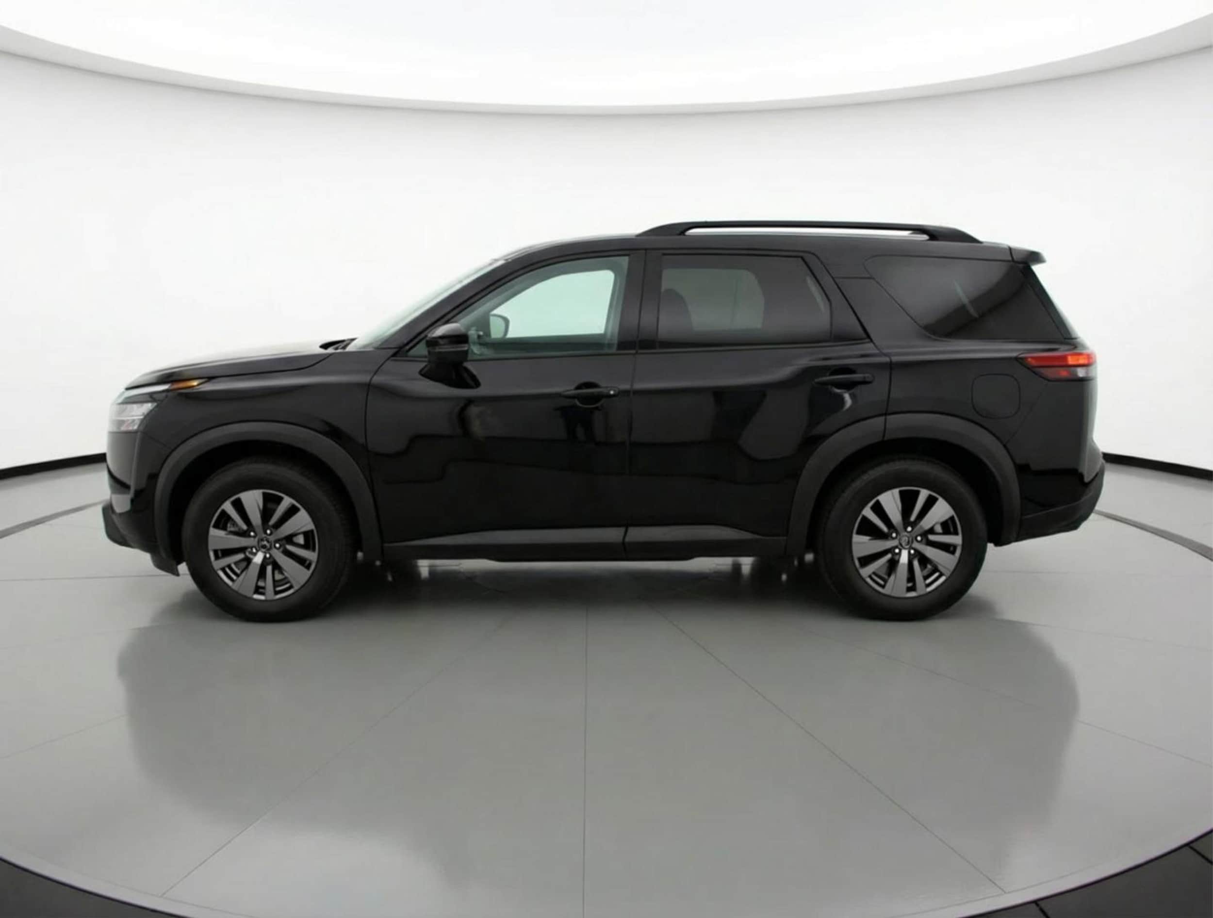 Thumbnail: 2025 Nissan Pathfinder - 4