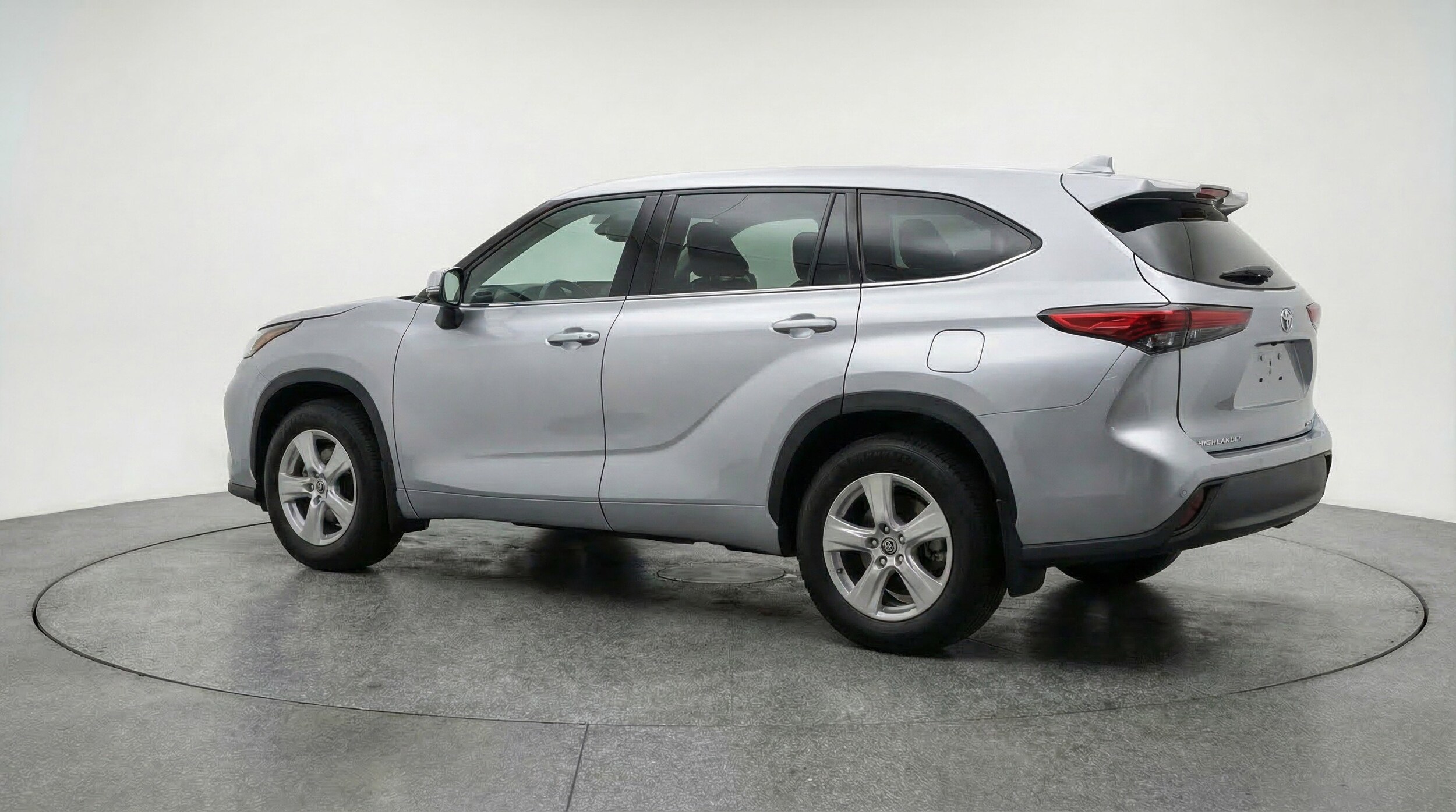 Thumbnail: 2025 Toyota Highlander - 3