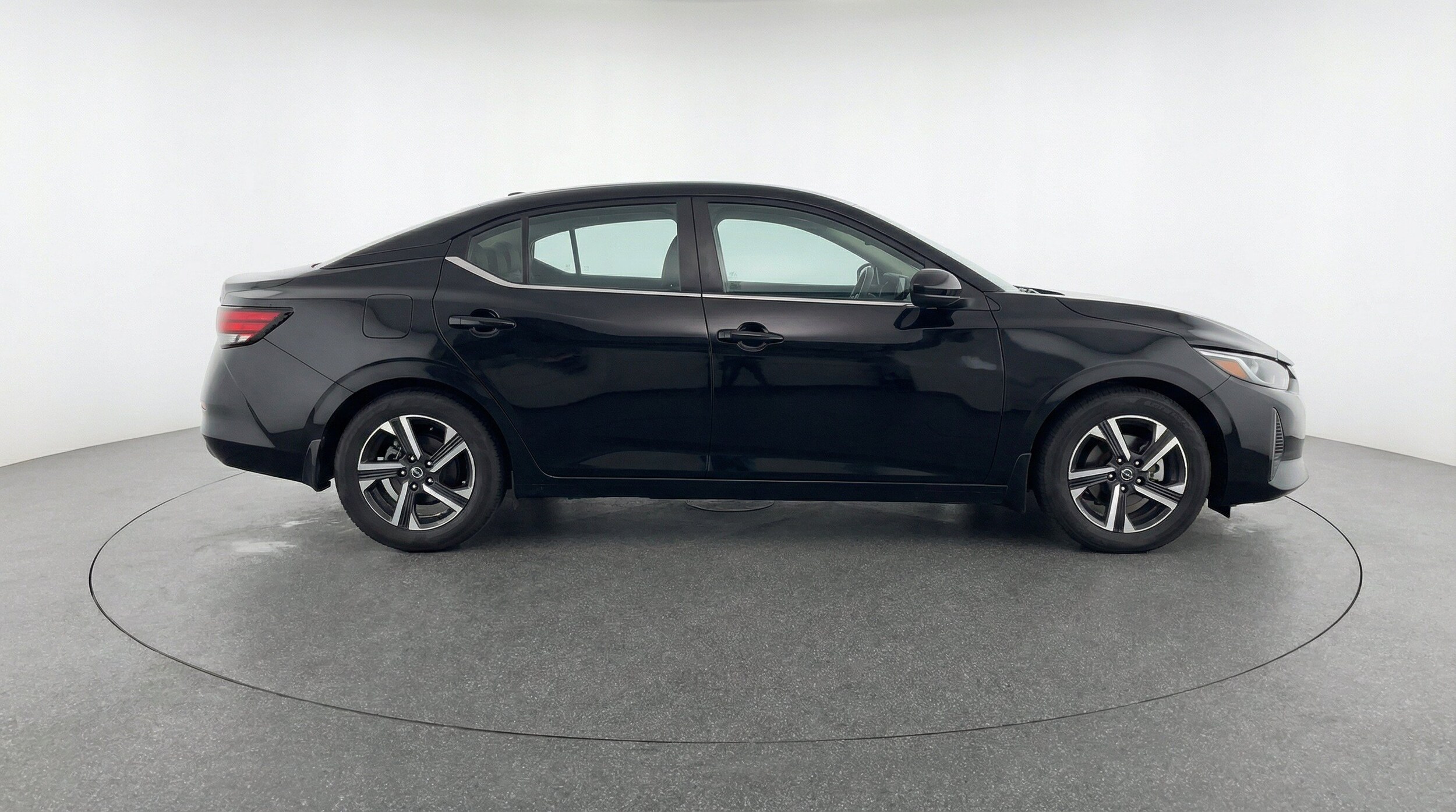 Thumbnail: 2025 Nissan Sentra - 11