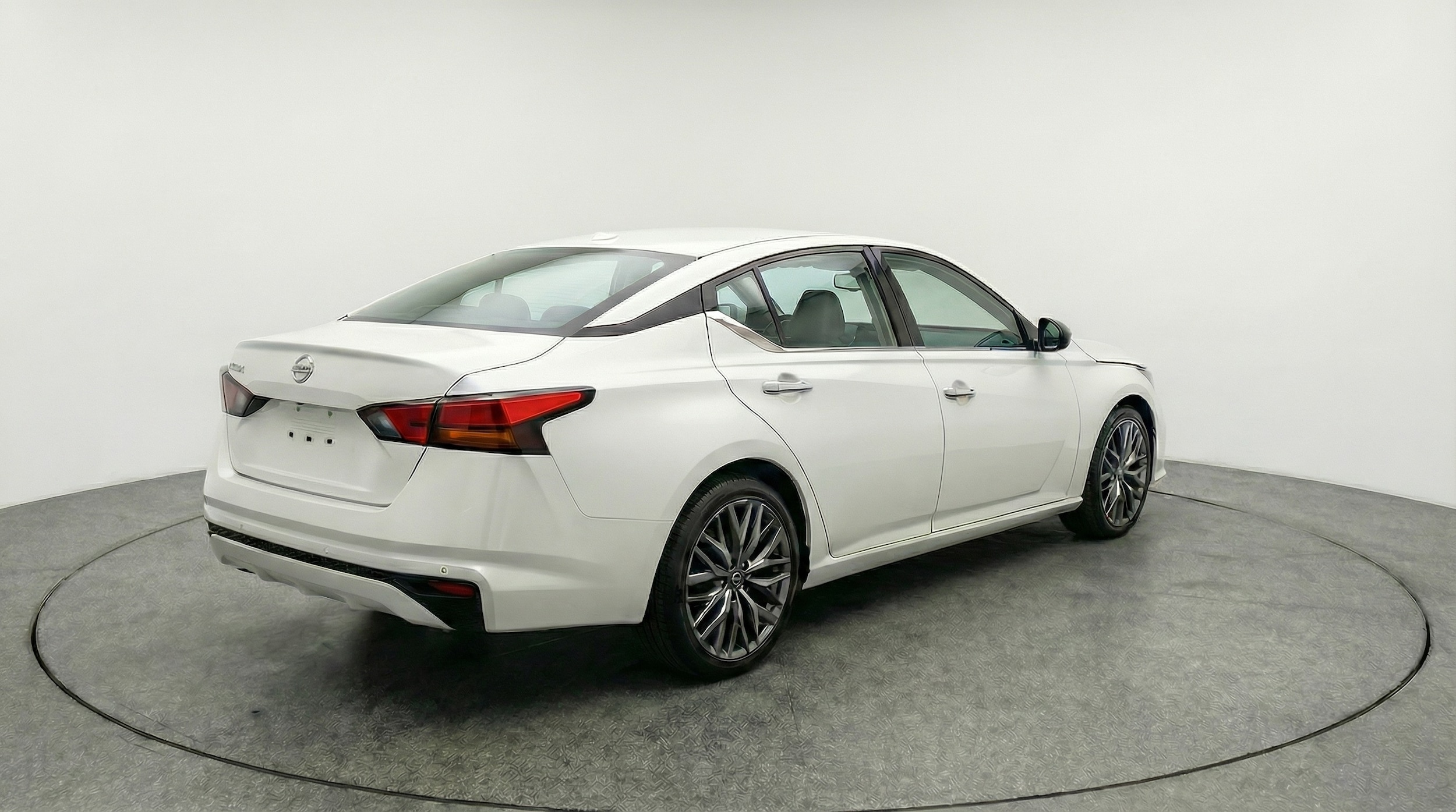 Thumbnail: 2025 Nissan Altima - 7