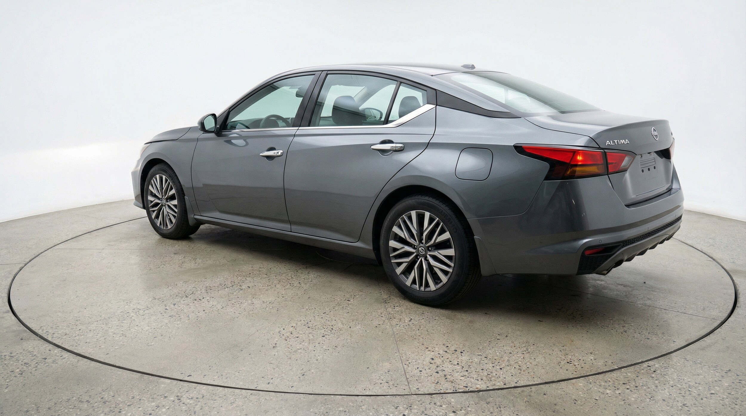 Thumbnail: 2025 Nissan Altima - 6