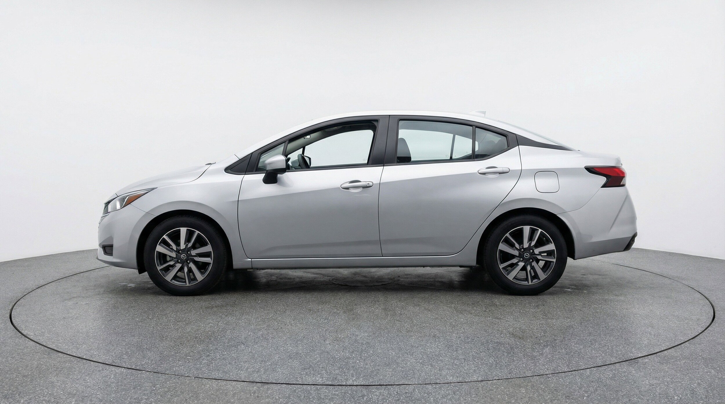 Thumbnail: 2025 Nissan Versa - 5