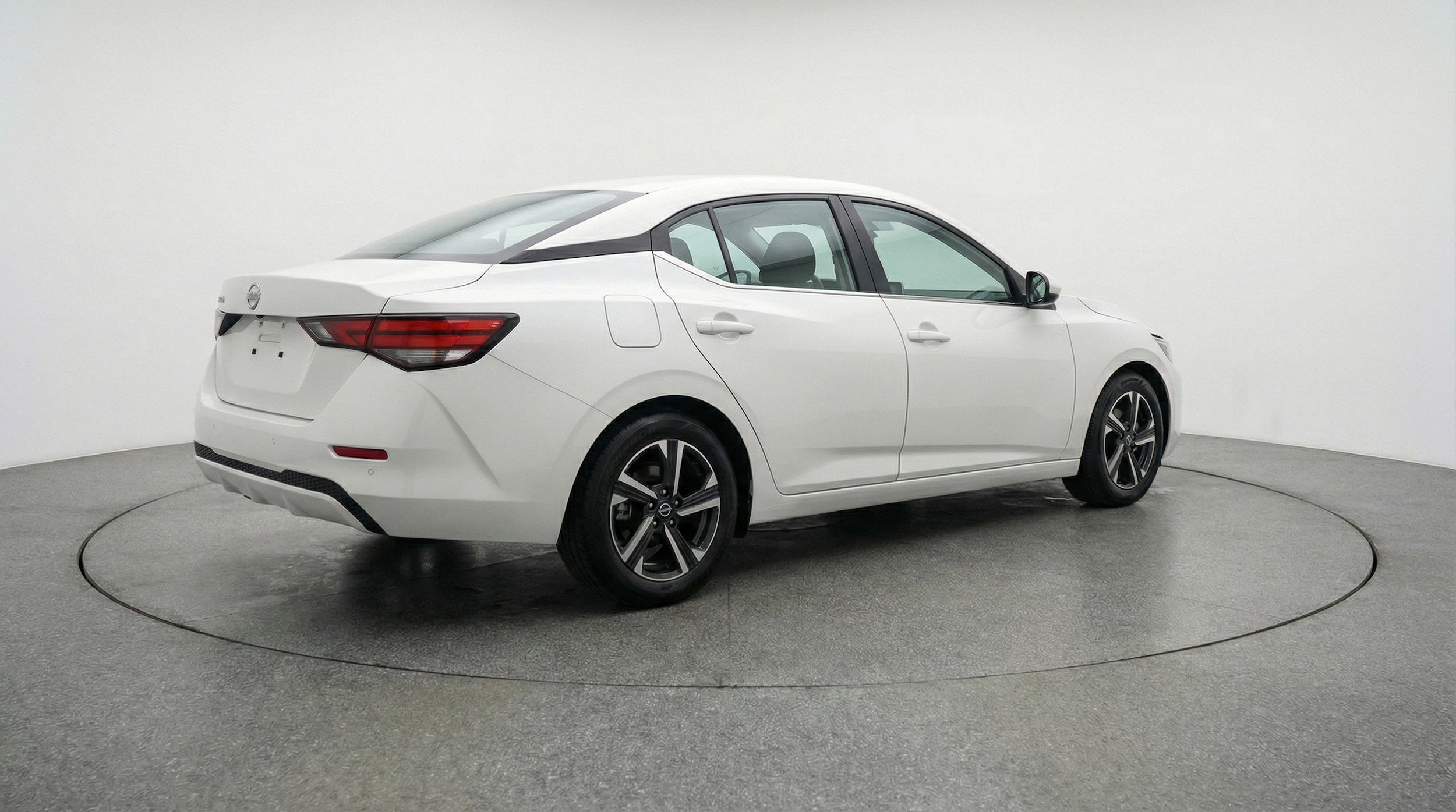 Thumbnail: 2025 Nissan Sentra - 9