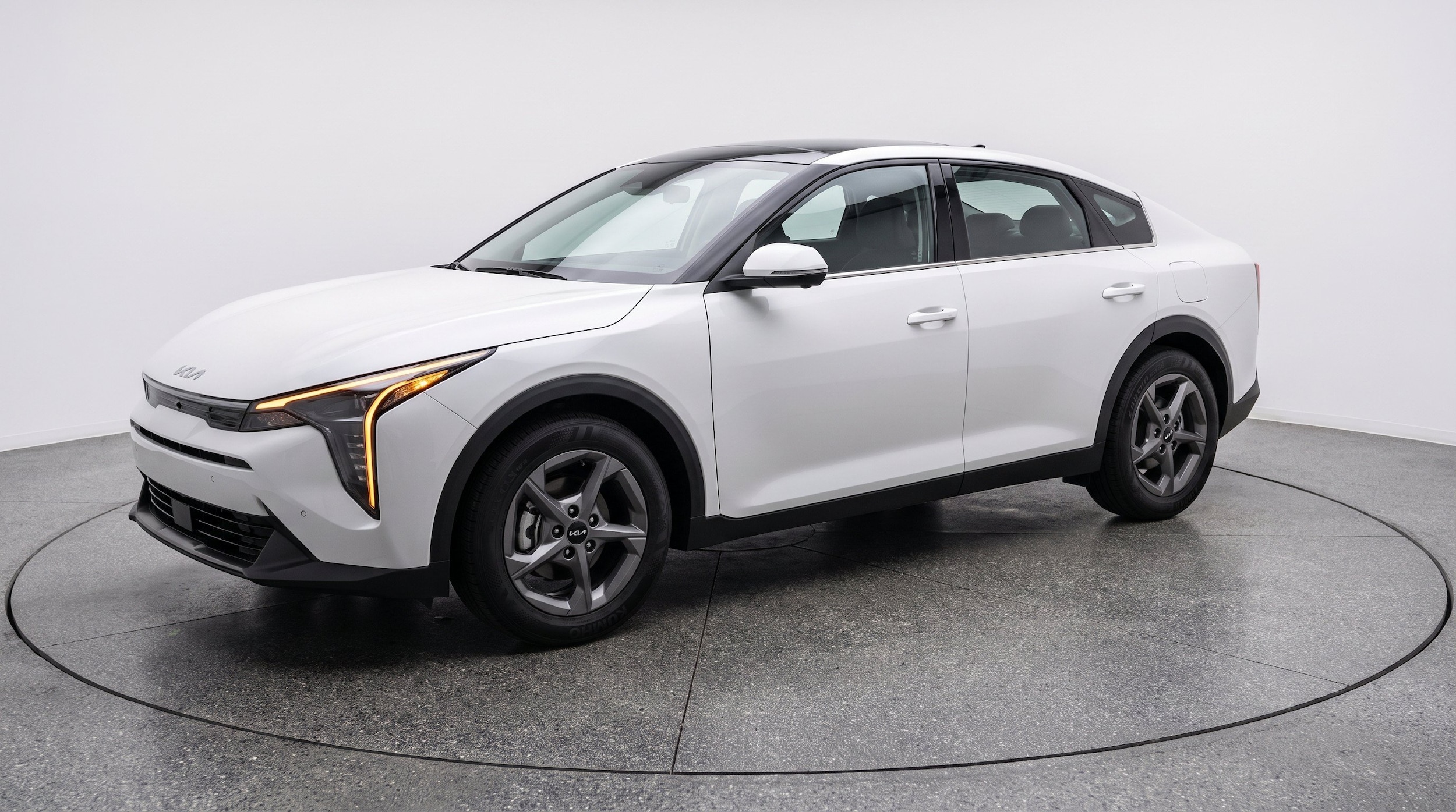 Thumbnail: 2026 Kia K4 - 3