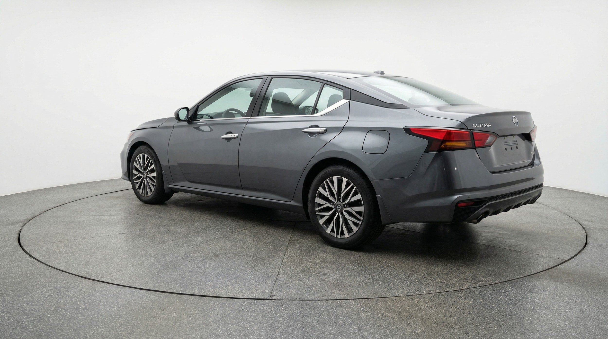 Thumbnail: 2025 Nissan Altima - 5