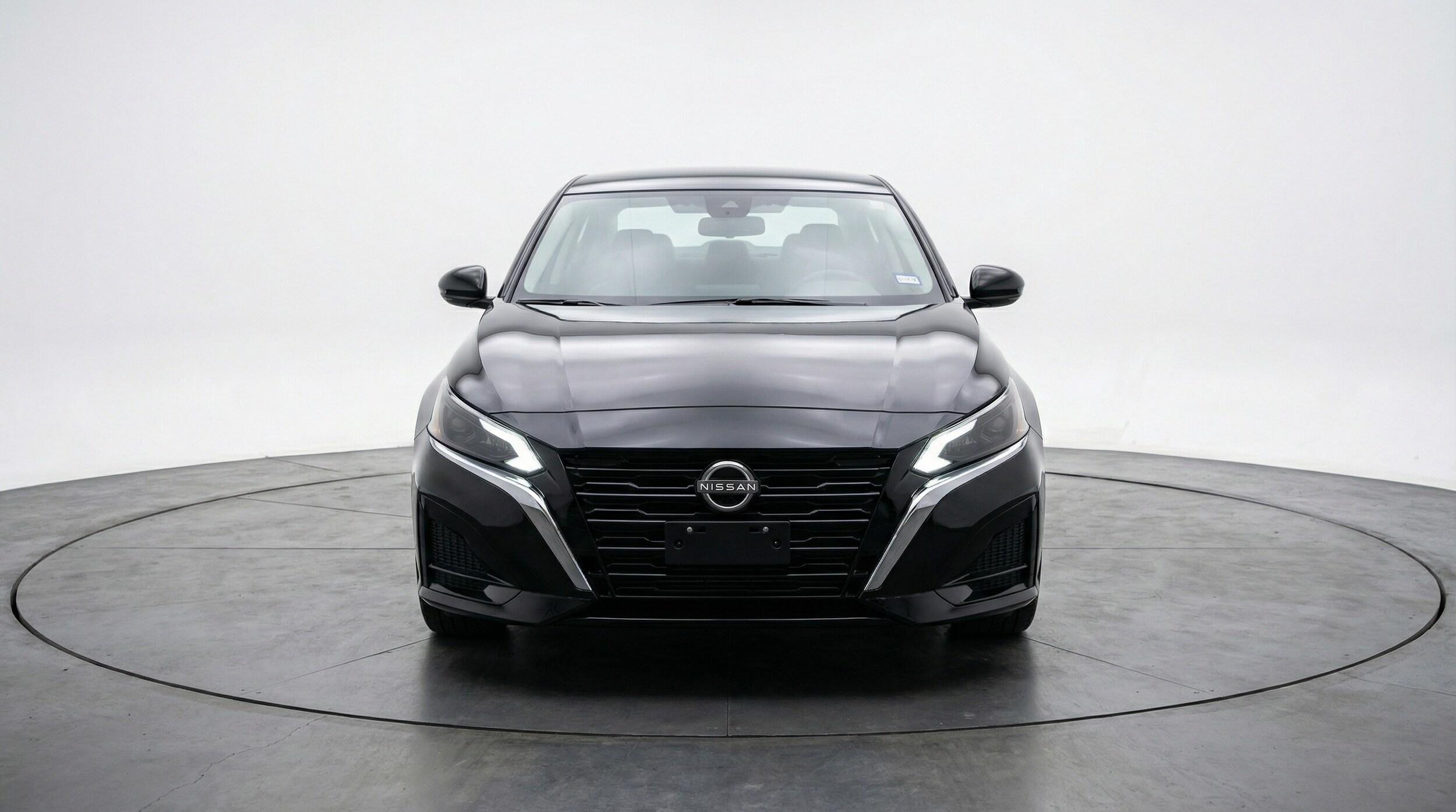 Thumbnail: 2025 Nissan Altima - 2