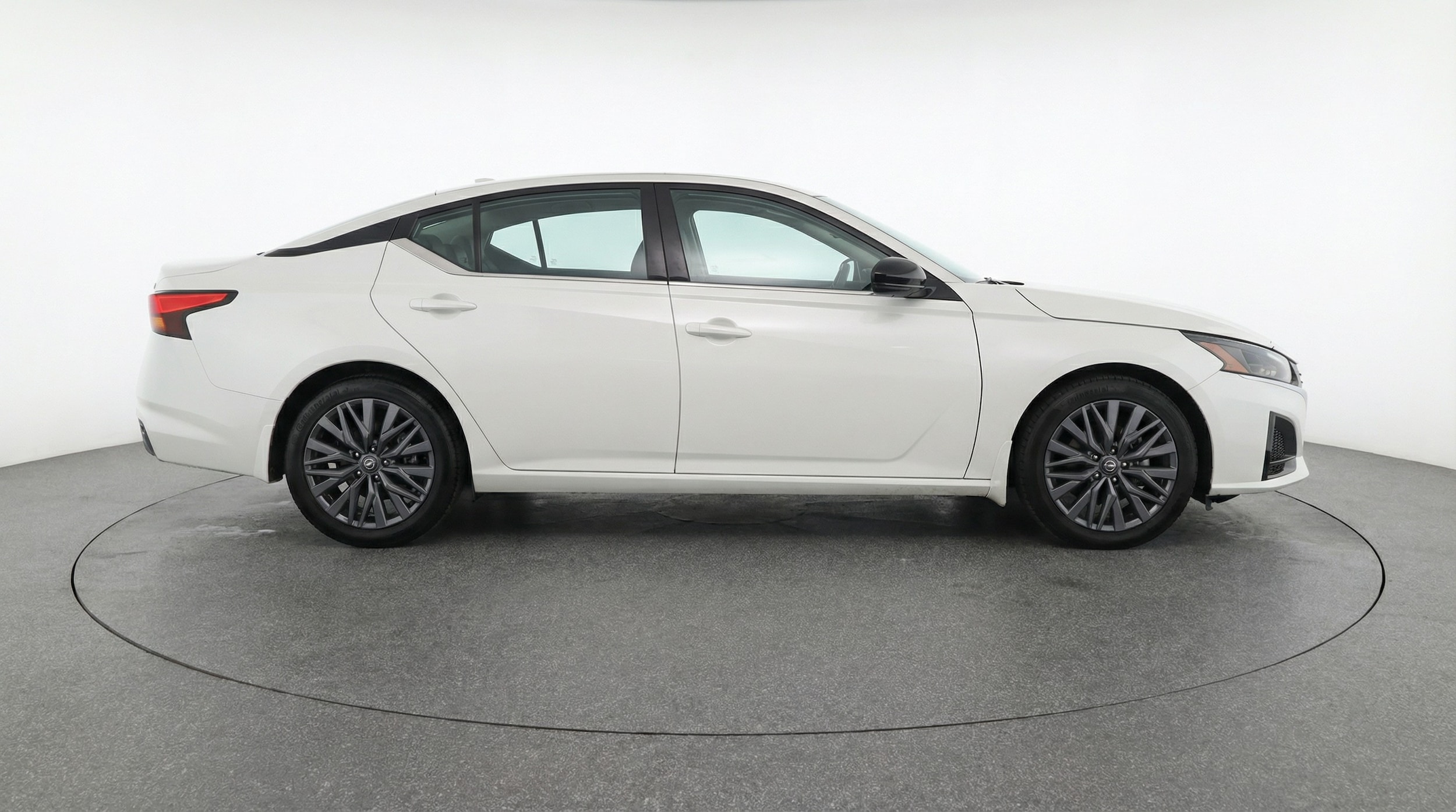 Thumbnail: 2025 Nissan Altima - 8