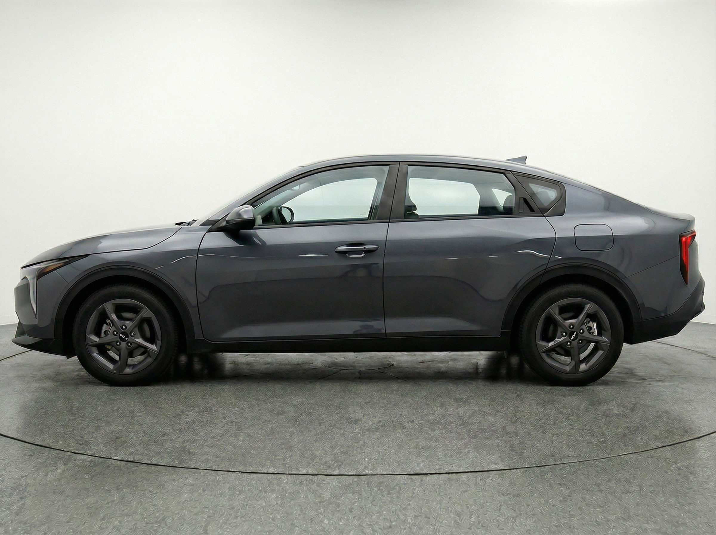 Thumbnail: 2025 Kia K4 - 4
