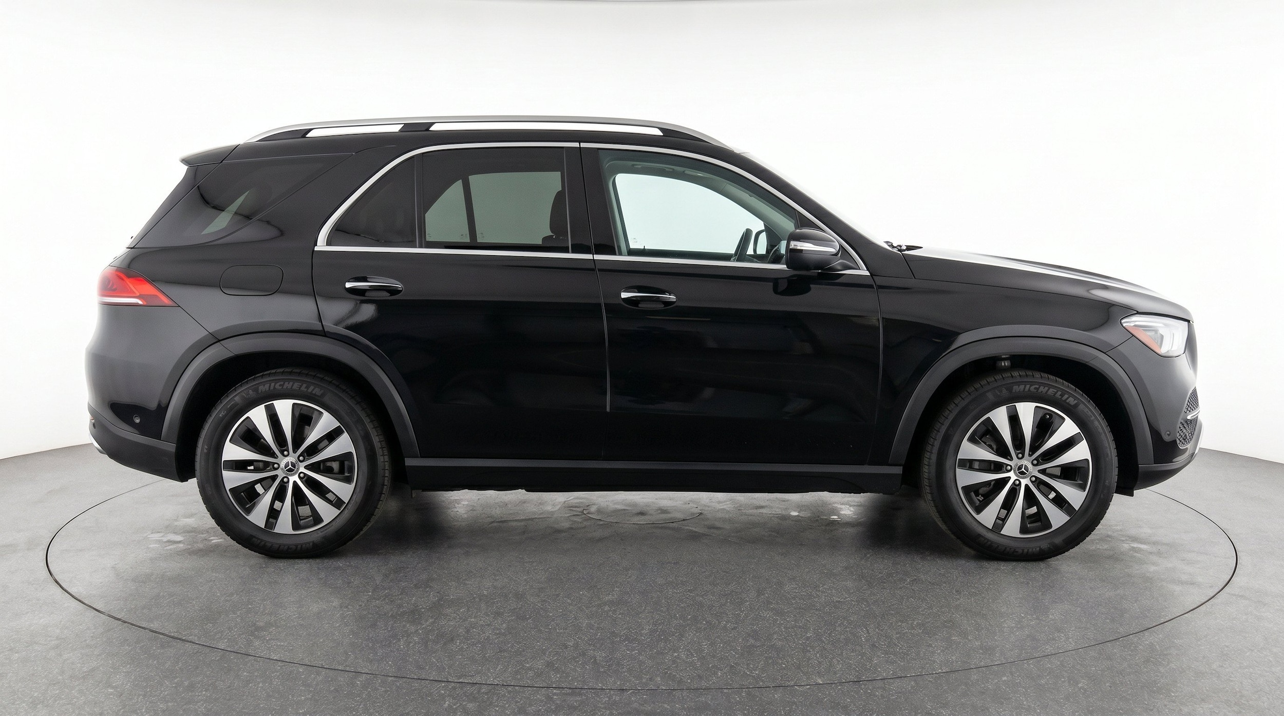 Thumbnail: 2026 Mercedes-Benz GLE - 11