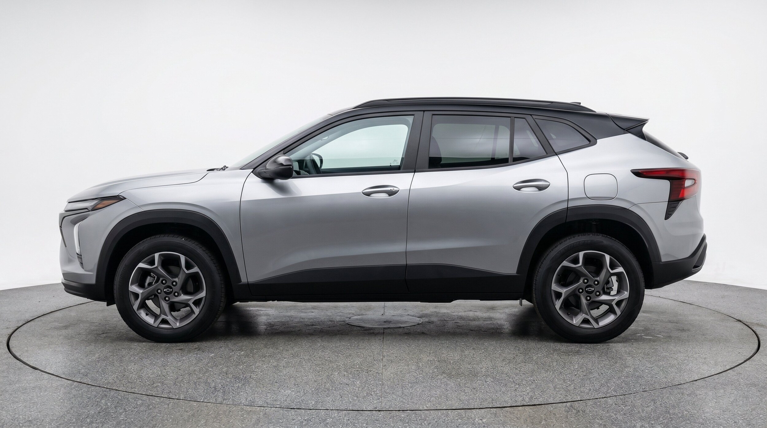 Thumbnail: 2025 Chevrolet Trax - 5