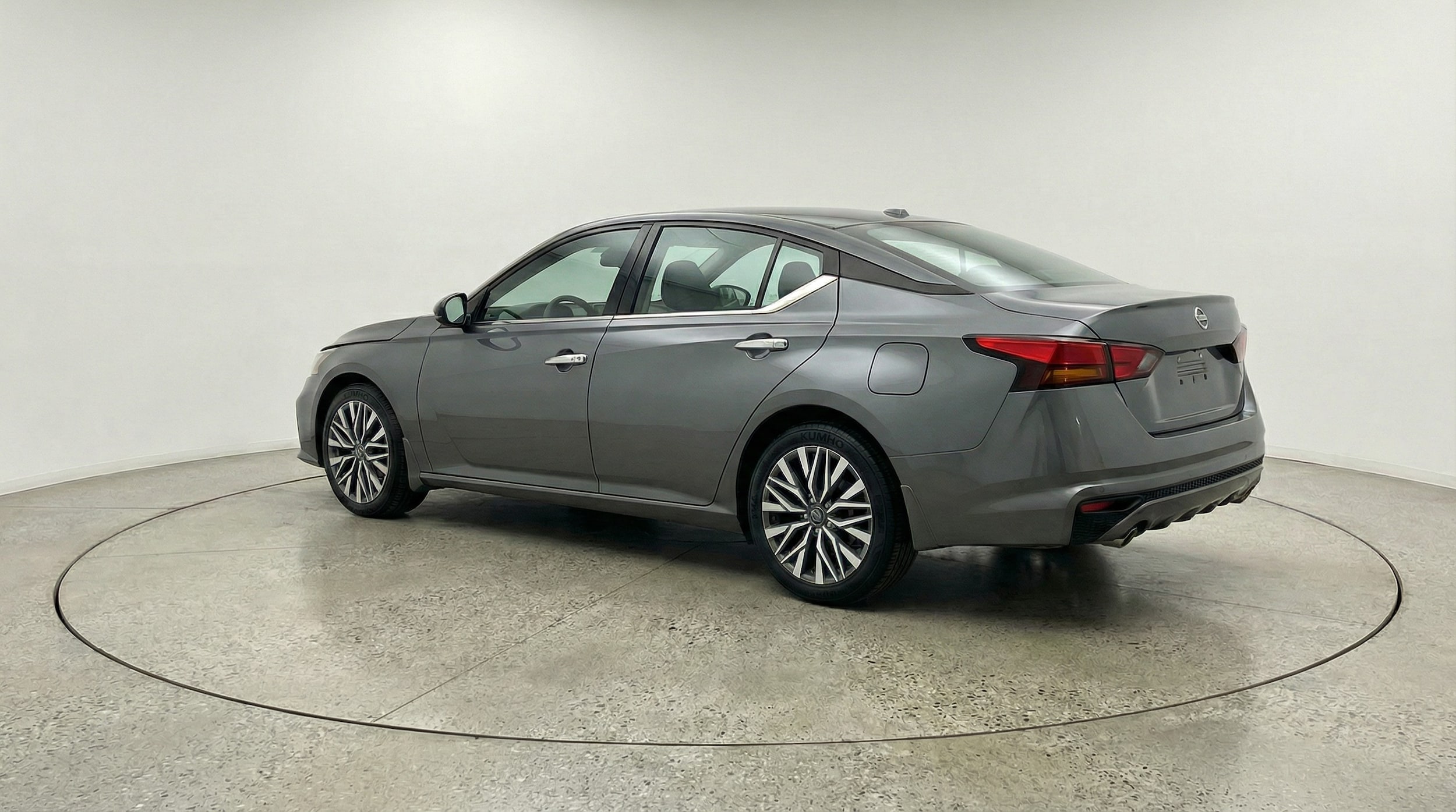 Thumbnail: 2025 Nissan Altima - 5