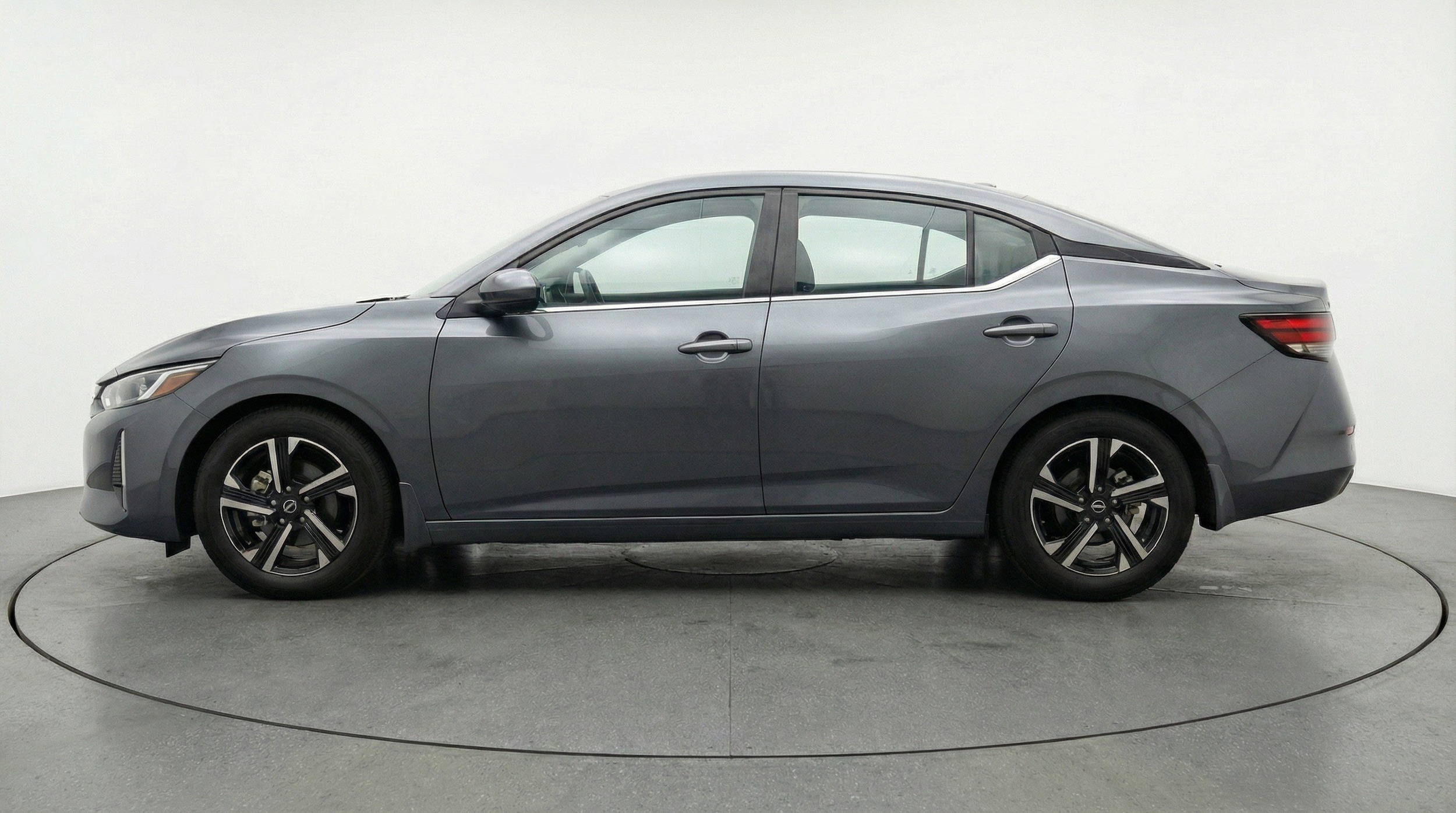 Thumbnail: 2025 Nissan Sentra - 5