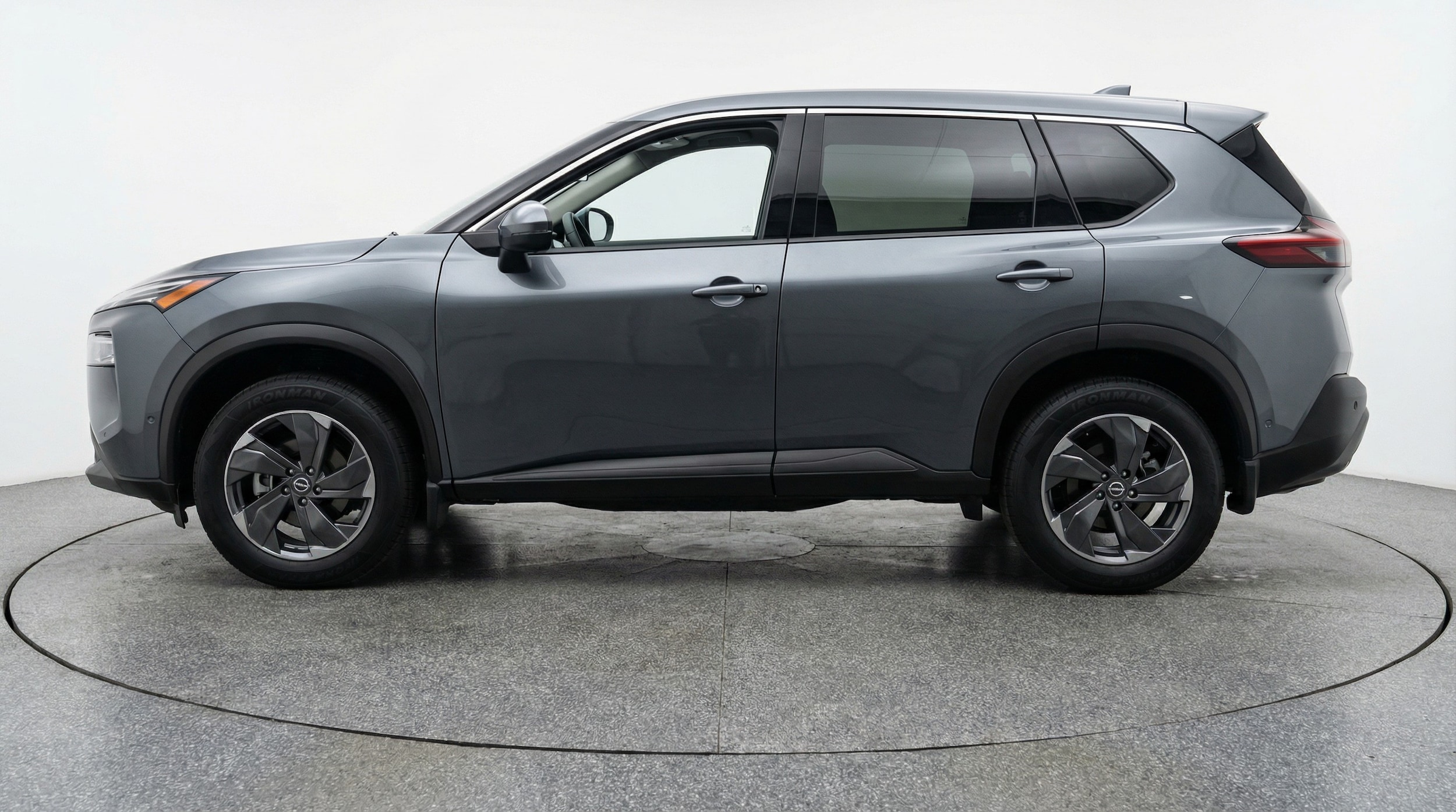 Thumbnail: 2025 Nissan Rogue - 4