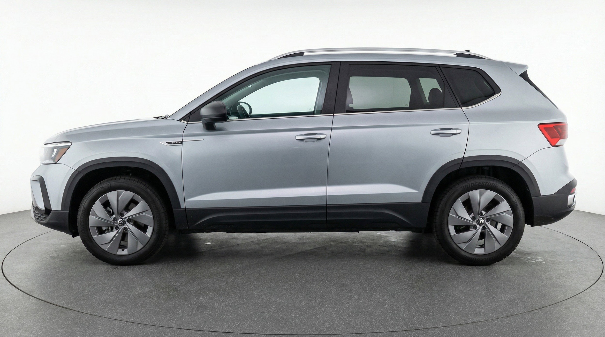 Thumbnail: 2025 Volkswagen Taos - 5