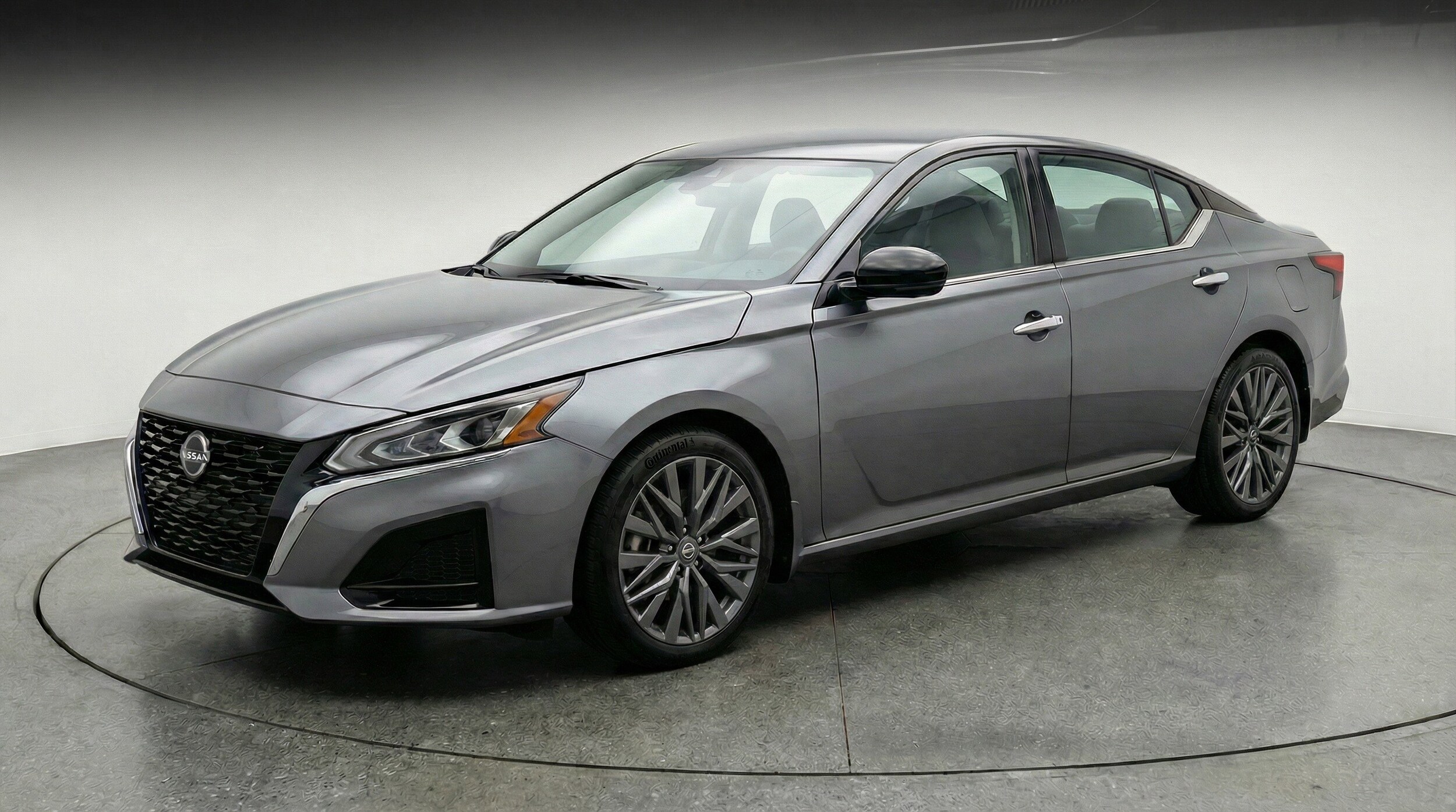 Thumbnail: 2025 Nissan Altima - 3