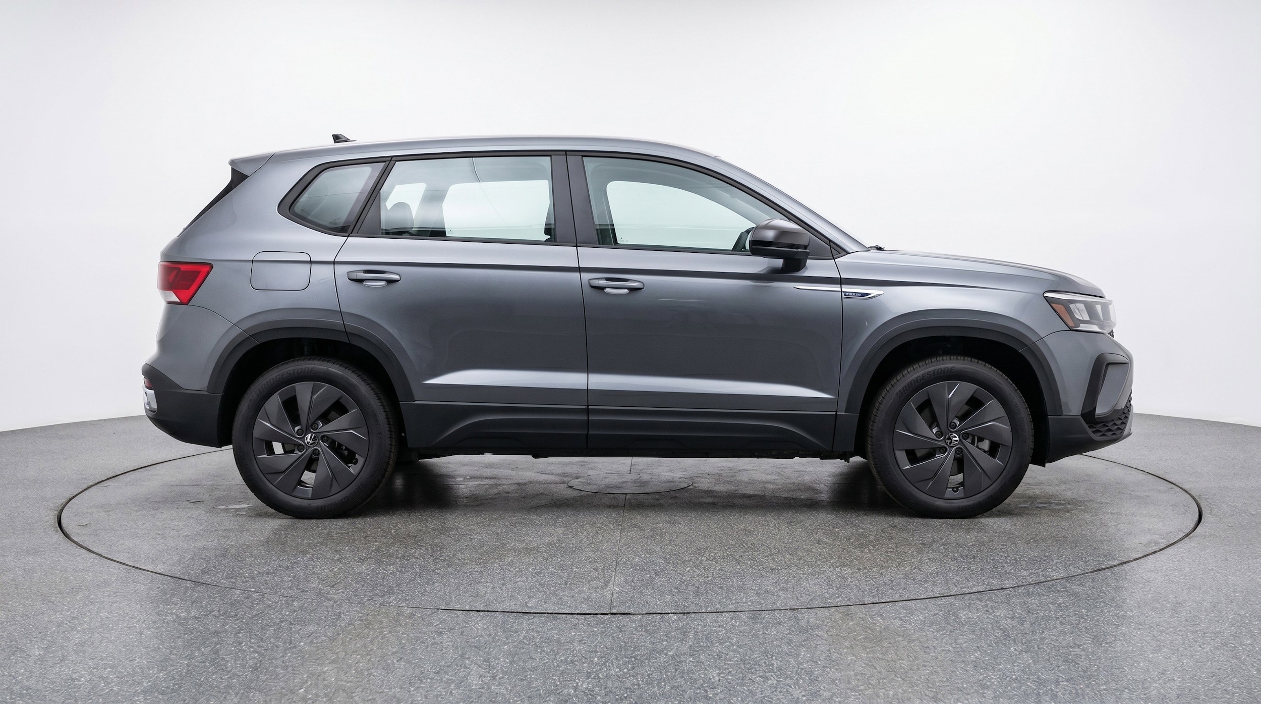Thumbnail: 2025 Volkswagen Taos - 11