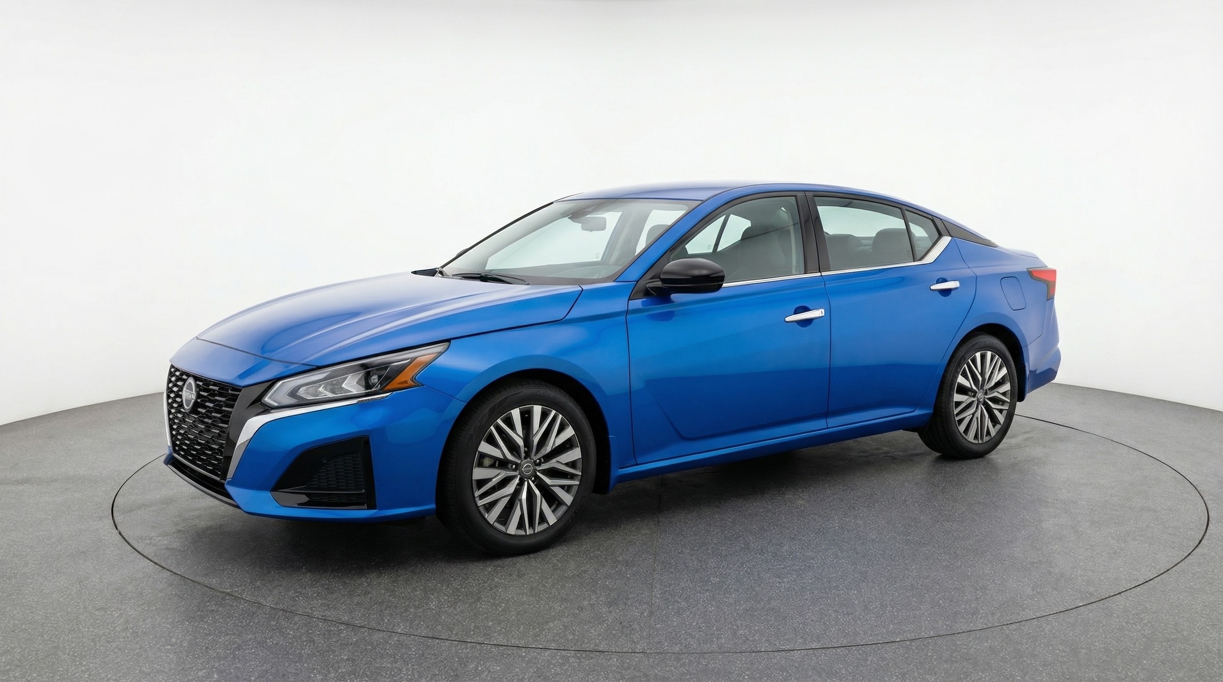 Thumbnail: 2025 Nissan Altima - 3