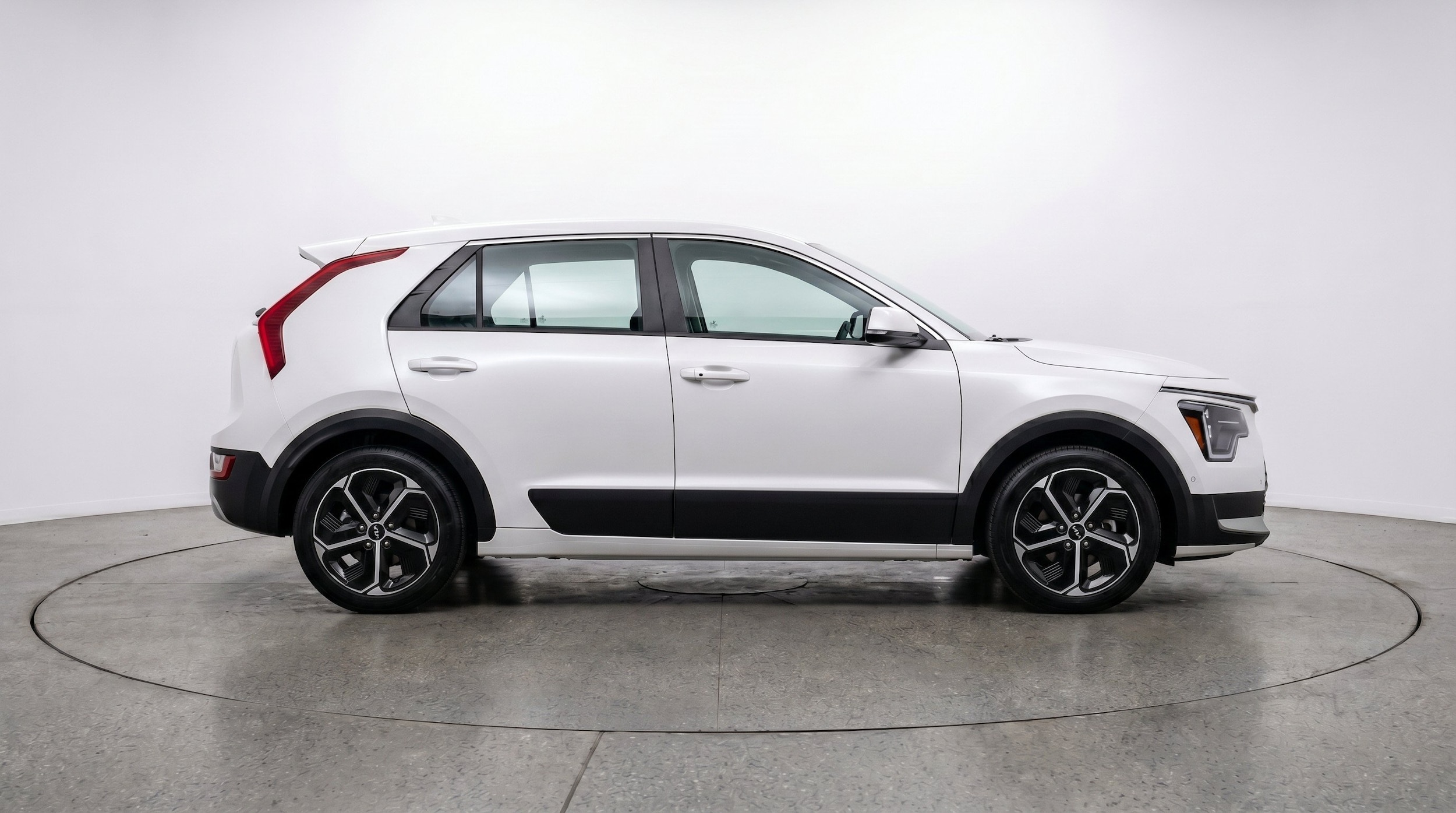 Thumbnail: 2026 Kia Niro - 11