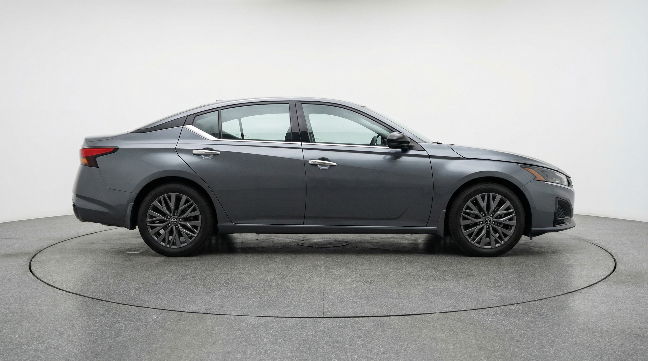 Thumbnail: 2025 Nissan Altima - 8