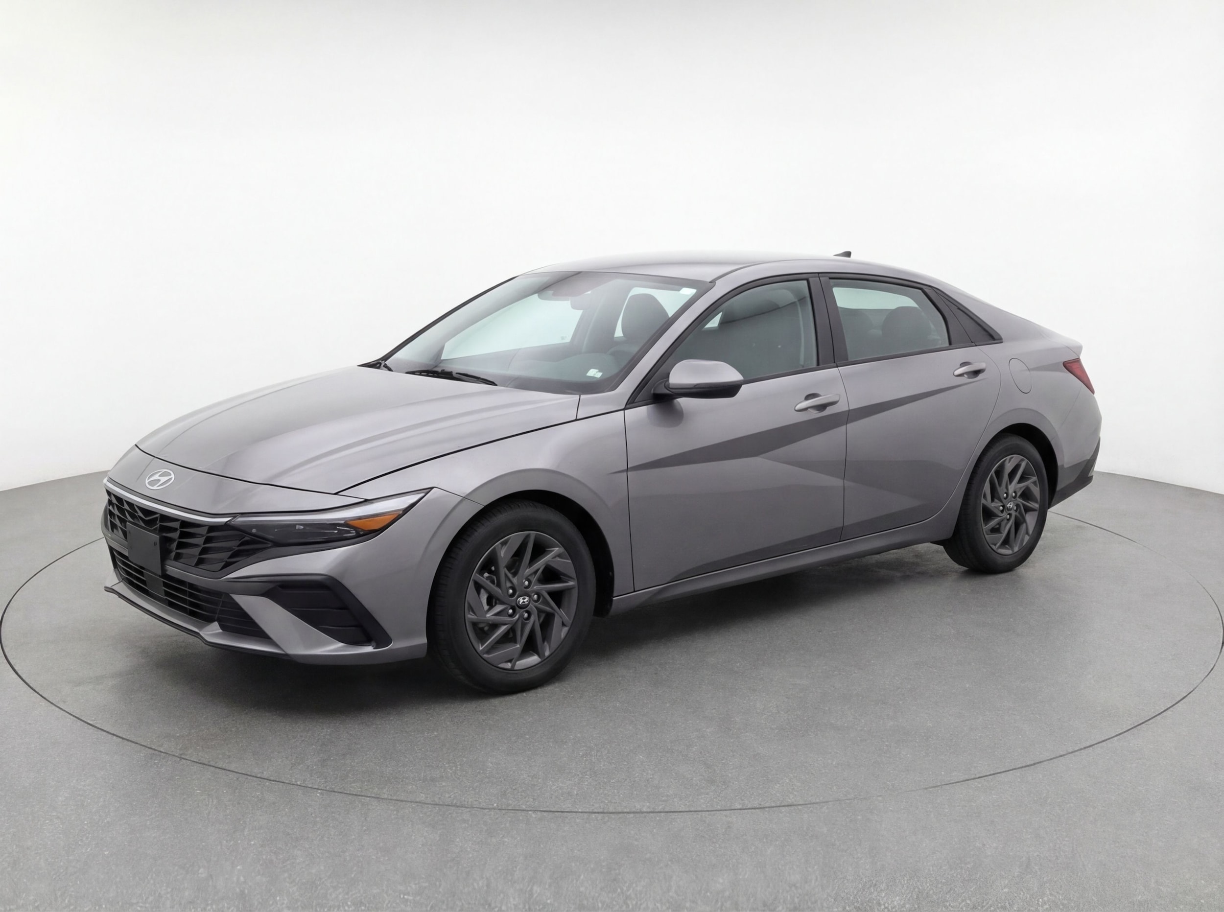 Thumbnail: 2024 Hyundai Elantra - 3