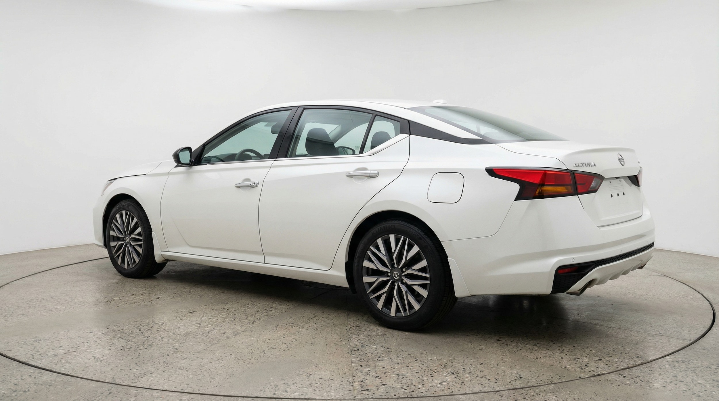 Thumbnail: 2025 Nissan Altima - 5