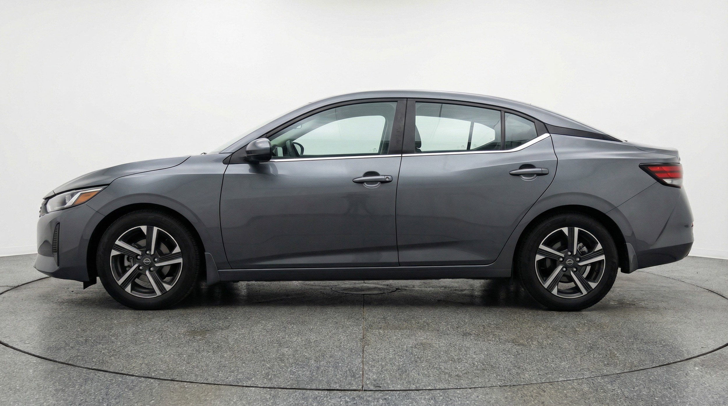 Thumbnail: 2025 Nissan Sentra - 5