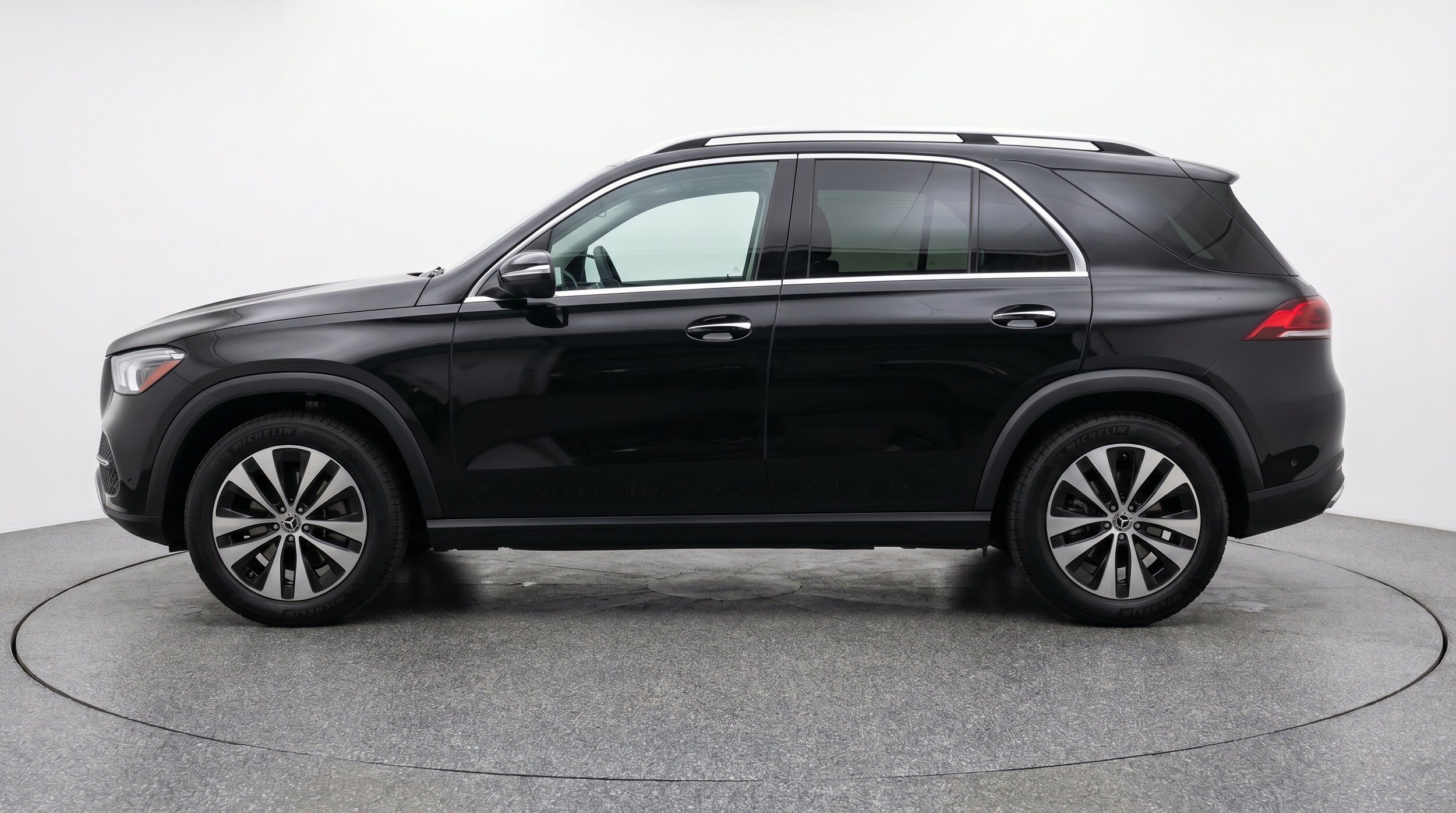 Thumbnail: 2026 Mercedes-Benz GLE - 5