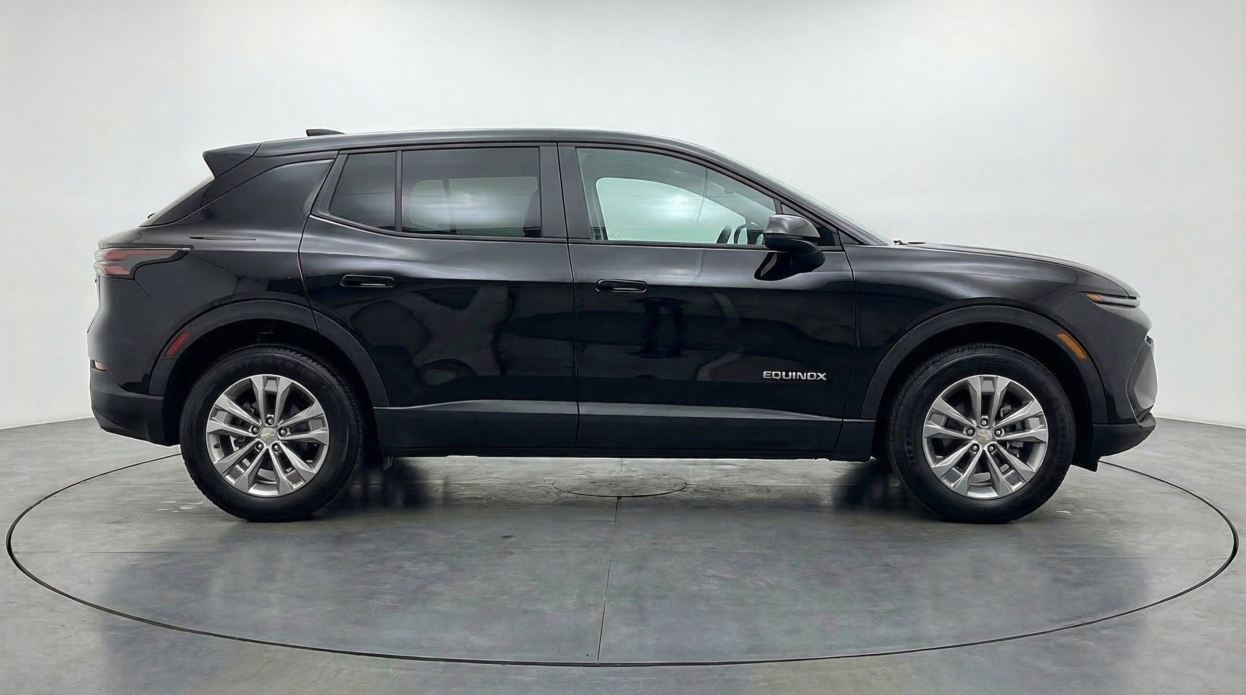 Thumbnail: 2025 Chevrolet Equinox - 11