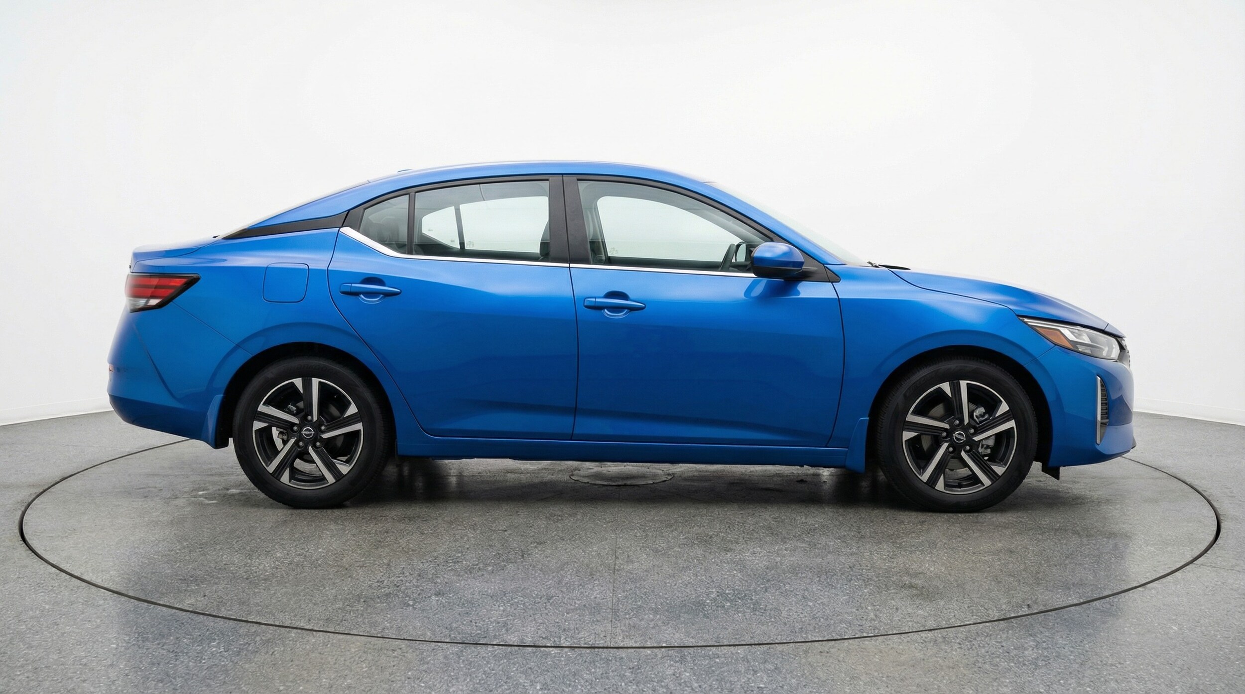 Thumbnail: 2025 Nissan Sentra - 8