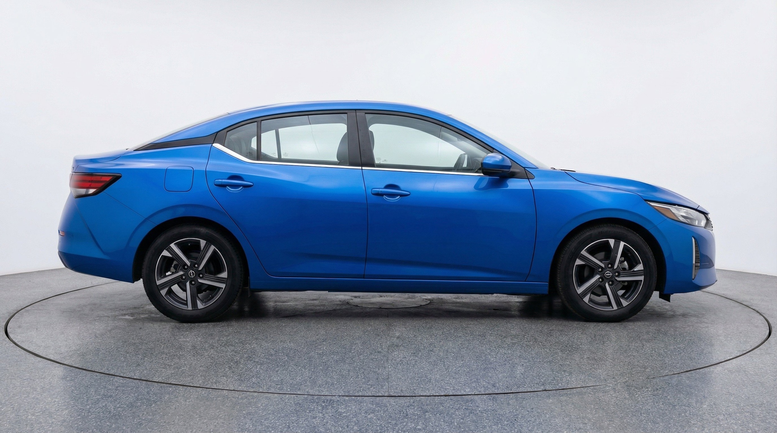 Thumbnail: 2025 Nissan Sentra - 11