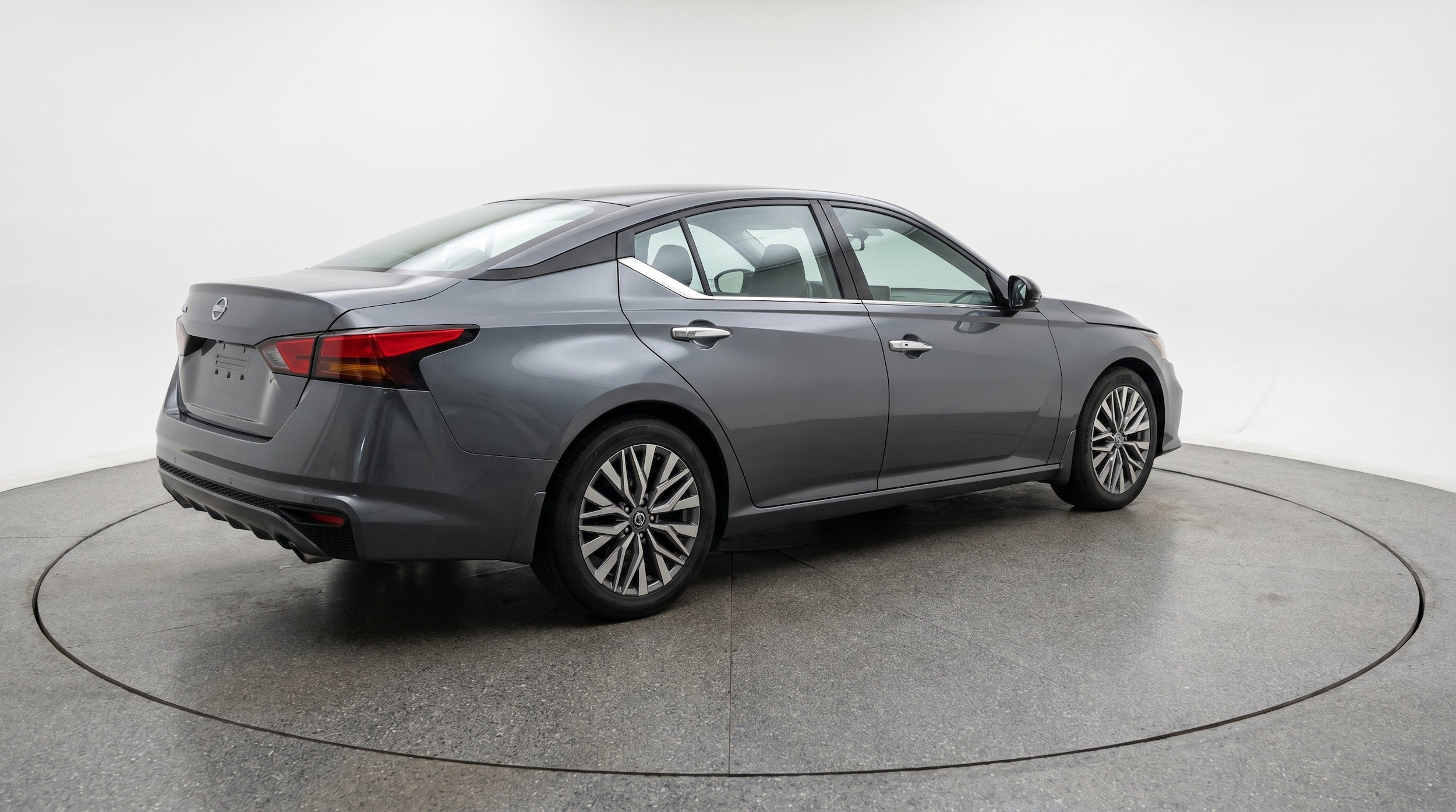 Thumbnail: 2025 Nissan Altima - 9