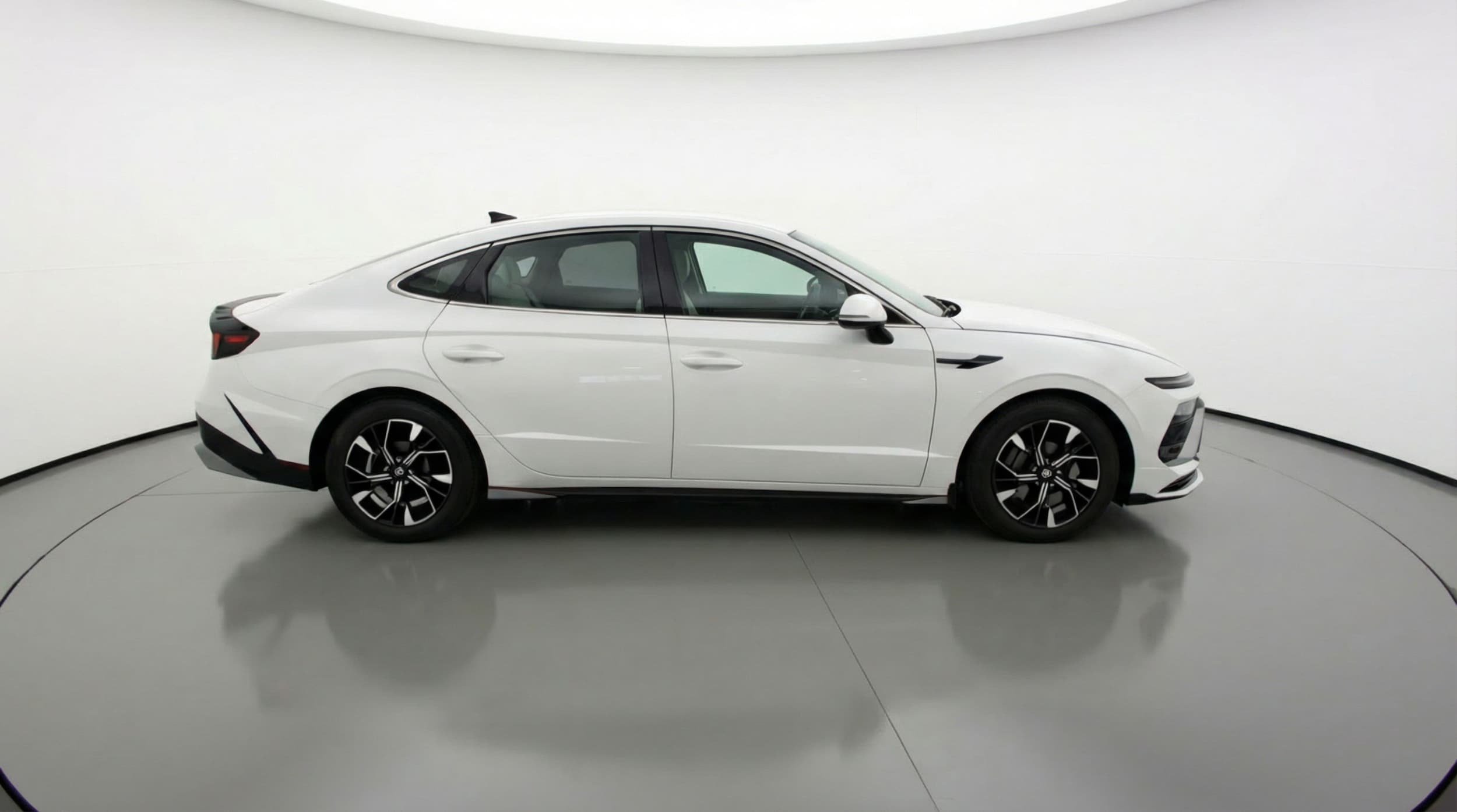 Thumbnail: 2025 Hyundai Sonata - 8