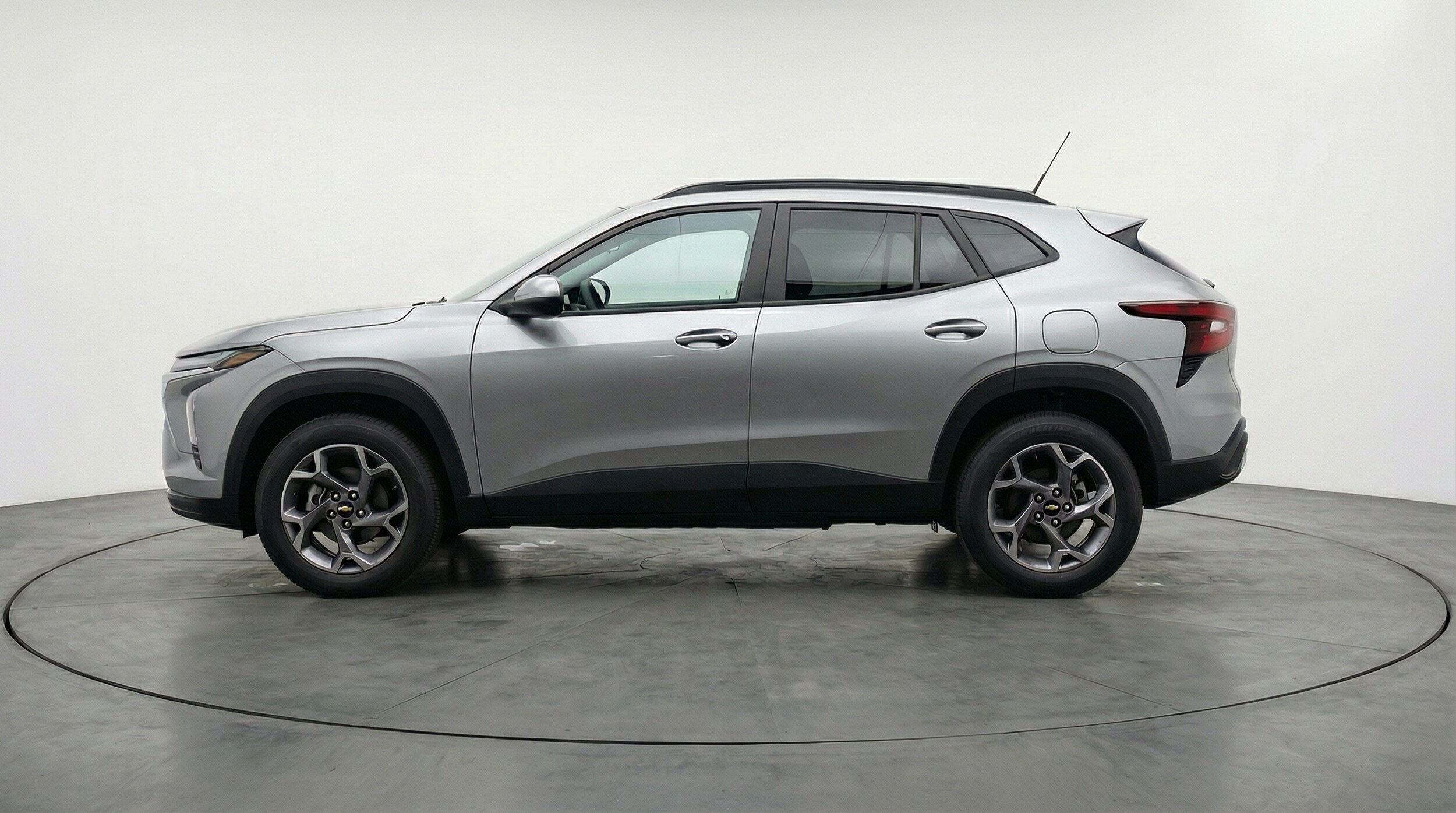 Thumbnail: 2025 Chevrolet Trax - 4