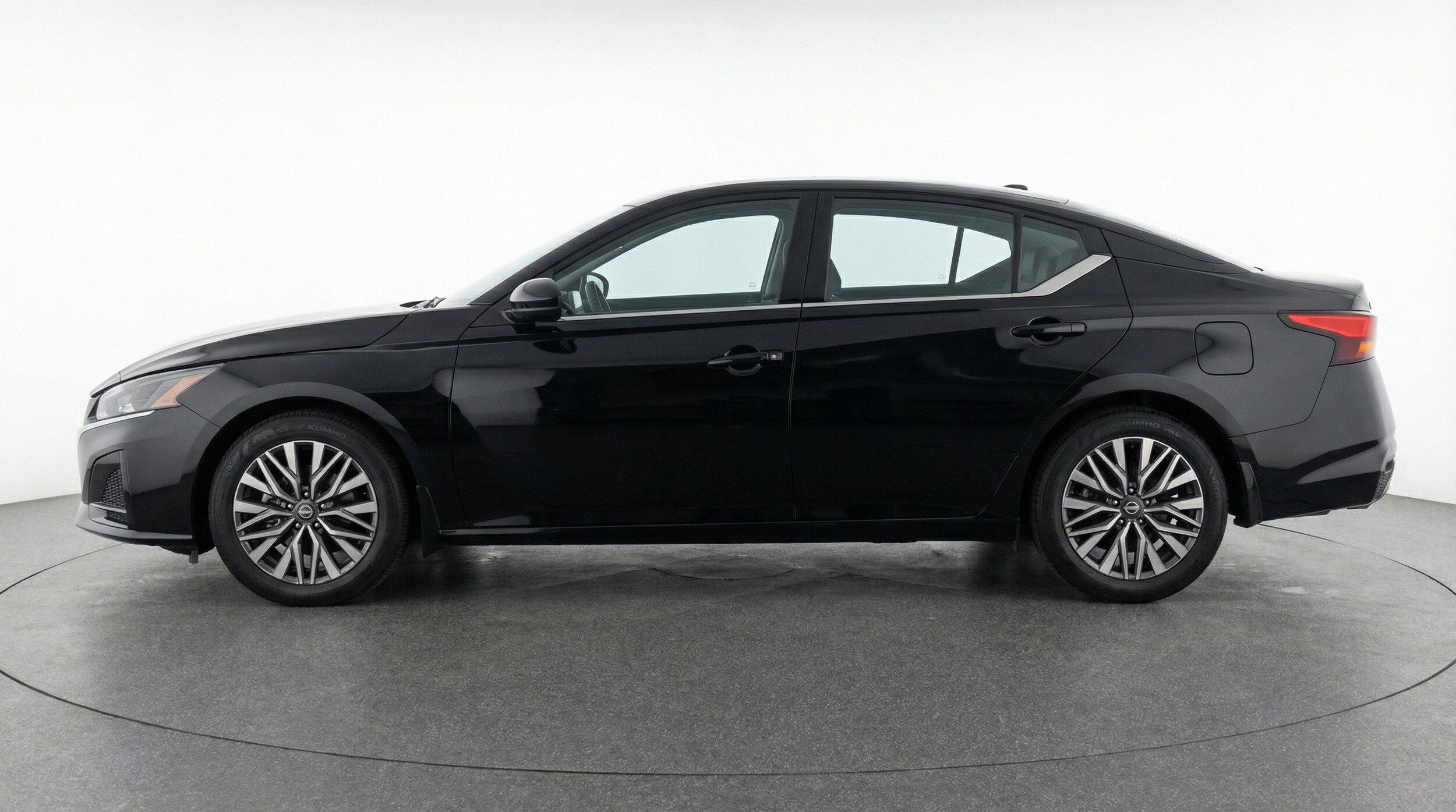 Thumbnail: 2026 Nissan Altima - 5