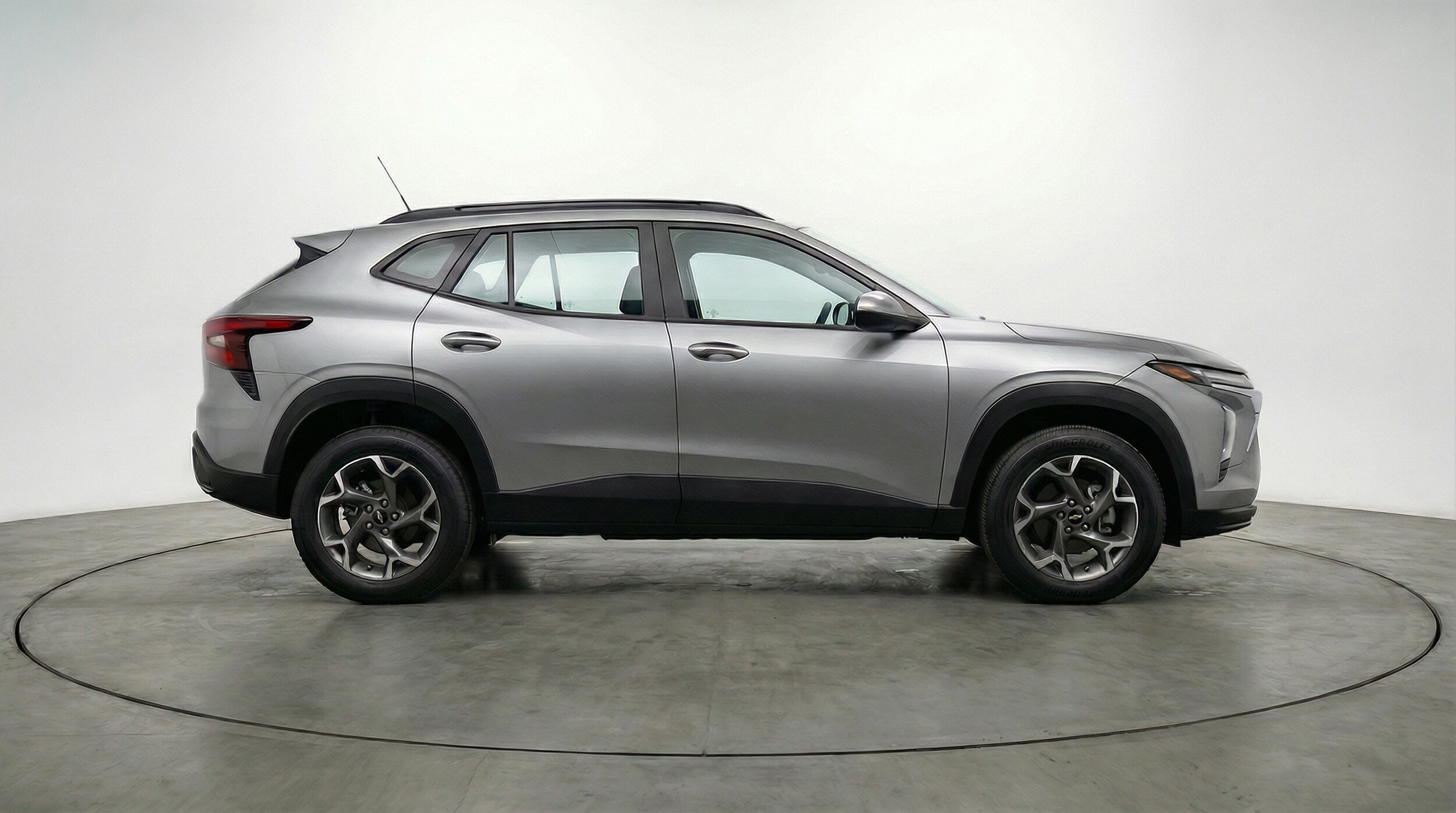 Thumbnail: 2025 Chevrolet Trax - 8