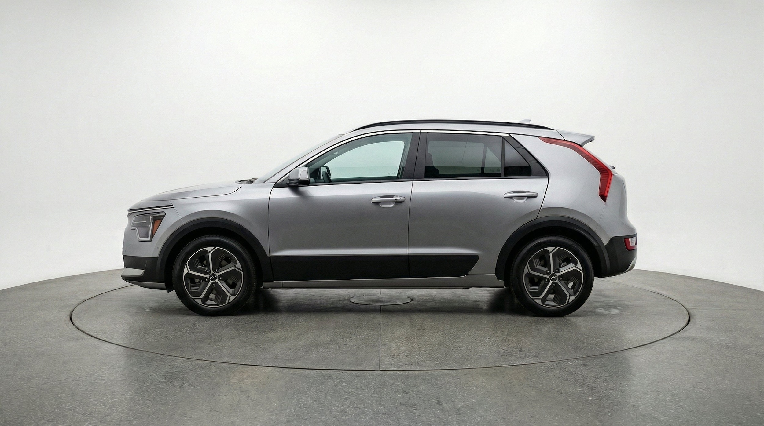 Thumbnail: 2026 Kia Niro - 5