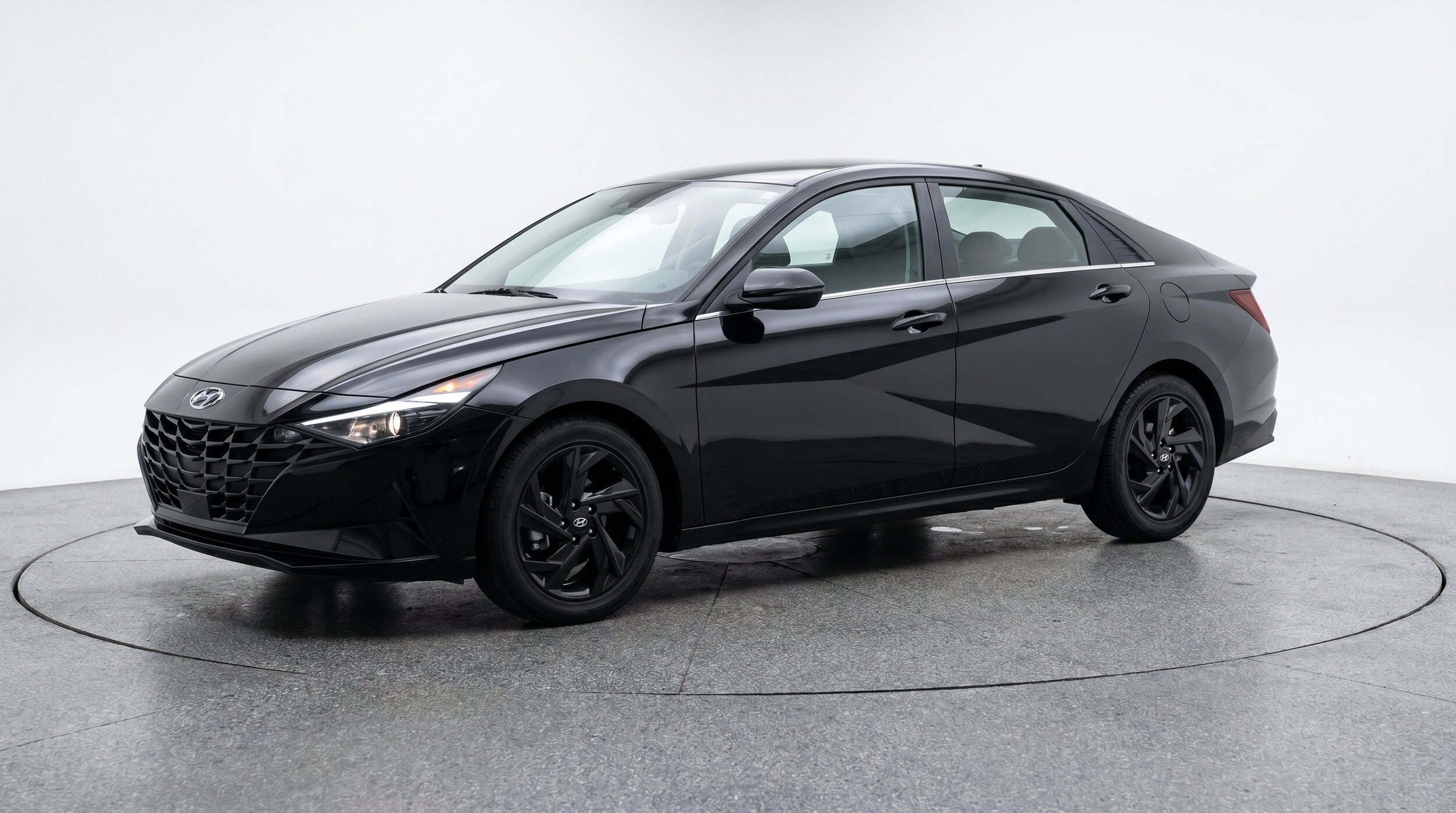 Thumbnail: 2026 Hyundai Elantra - 3