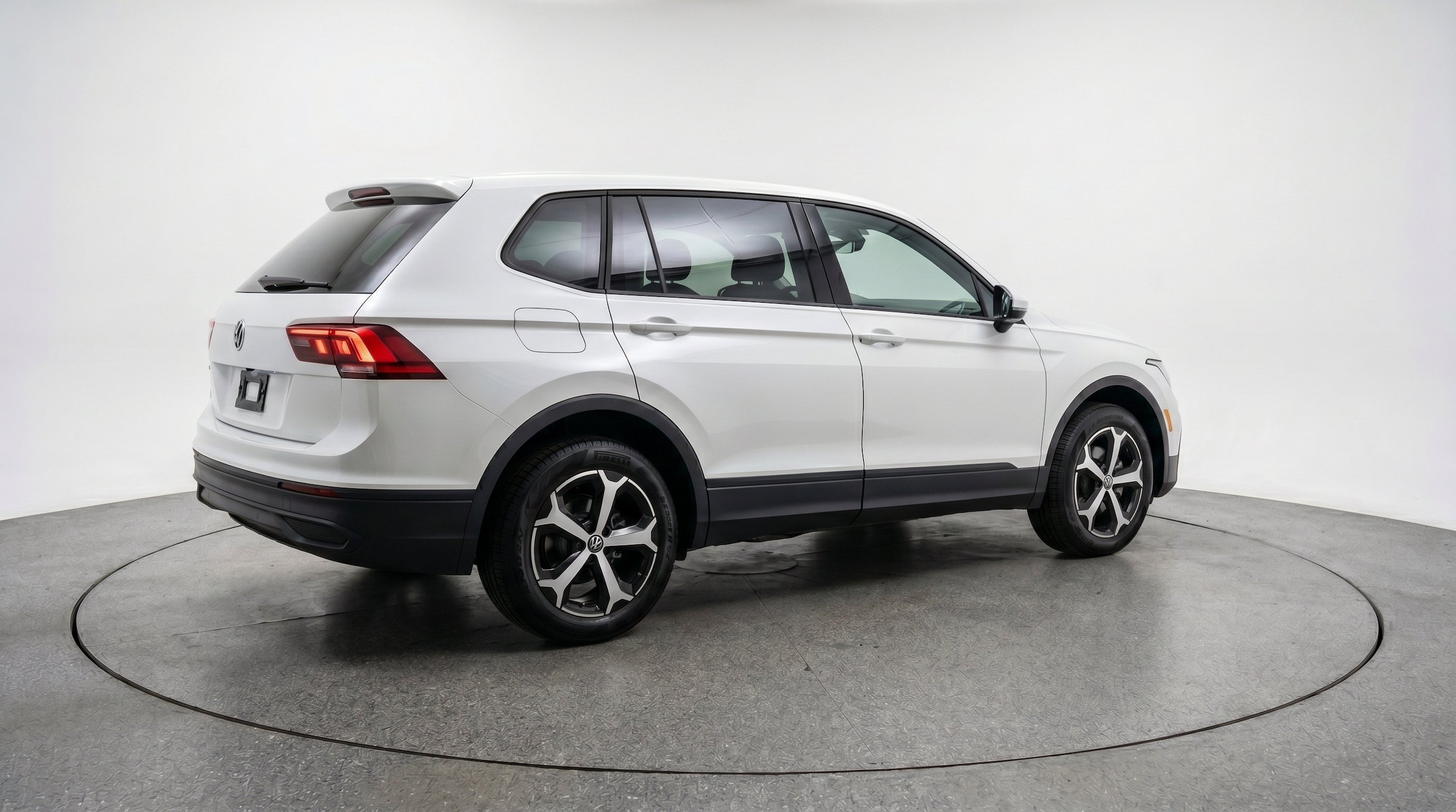 Thumbnail: 2026 Volkswagen Tiguan - 9